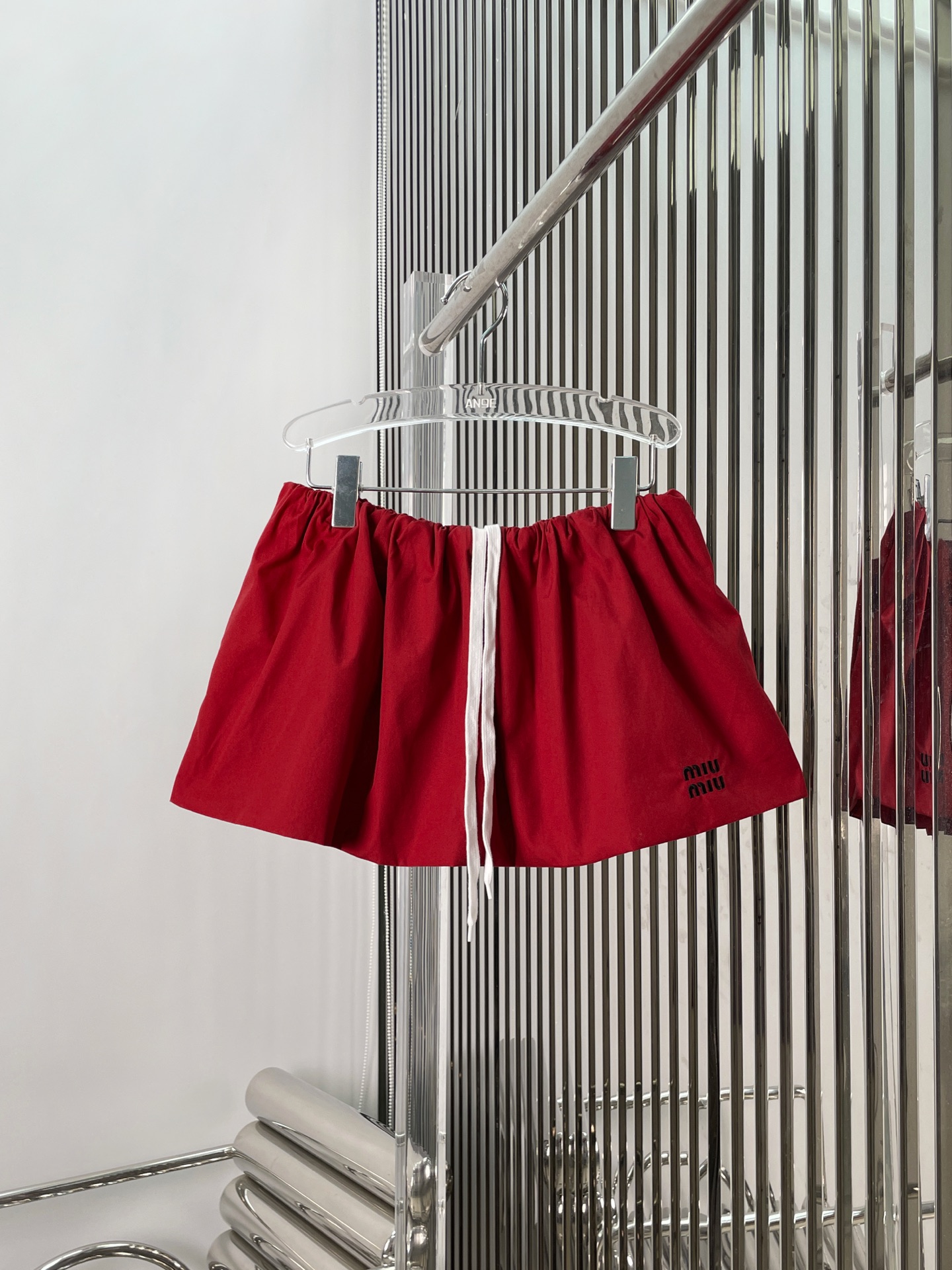 NO:459332,[Love] New [Love]!  Latest MIU 25NEW letter embroidered drawstring puffy skirt. Size SML, miumiu, skirts, alexander wang19860909[爱心]新款[爱心]！最新MIU 25NEW 字母刺绣抽绳蓬蓬裙.尺码SML,,miumiu,skirts,alexander wang,Women's clothing