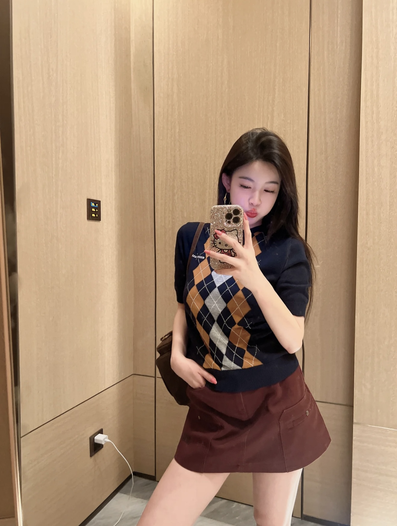 NO:466564,[Love] New [Love]!  Latest MIU 25NEW Diamond Jacquard Cashmere Knitted Short Sleeve Top. Size SML.,,miumiu,T-shirt,alexander wang19860909[爱心]新款[爱心]！最新MIU 25NEW 菱格纹提花羊绒针织短袖上衣.尺码SML.,,miumiu,T-shirt,alexander wang,Women's clothing