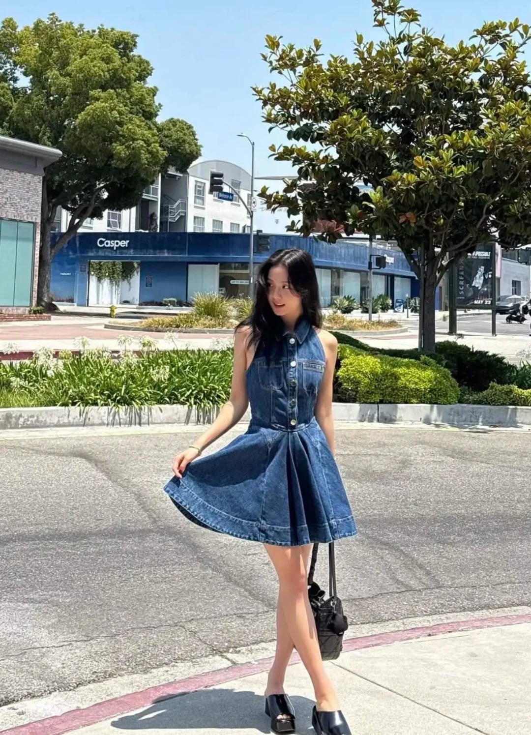 NO:468184,[Love] New [Love]!  Latest SP 25NEW halter neck backless denim dress. Size SML, skirts, alexander wang19860909[爱心]新款[爱心]！最新SP 25NEW 挂脖露背牛仔连衣裙.尺码SML,,skirts,alexander wang,Women's clothing