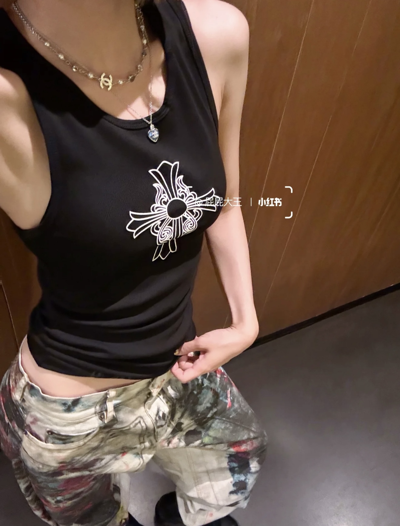 NO:475671,[Love] New [Love]!  Latest CH 25NEW Cross Sword Print Vest. Size SML.,,alexander wang19860909[爱心]新款[爱心]！最新CH 25NEW 十字宝剑印花背心.尺码SML.,,alexander wang,Women's clothing