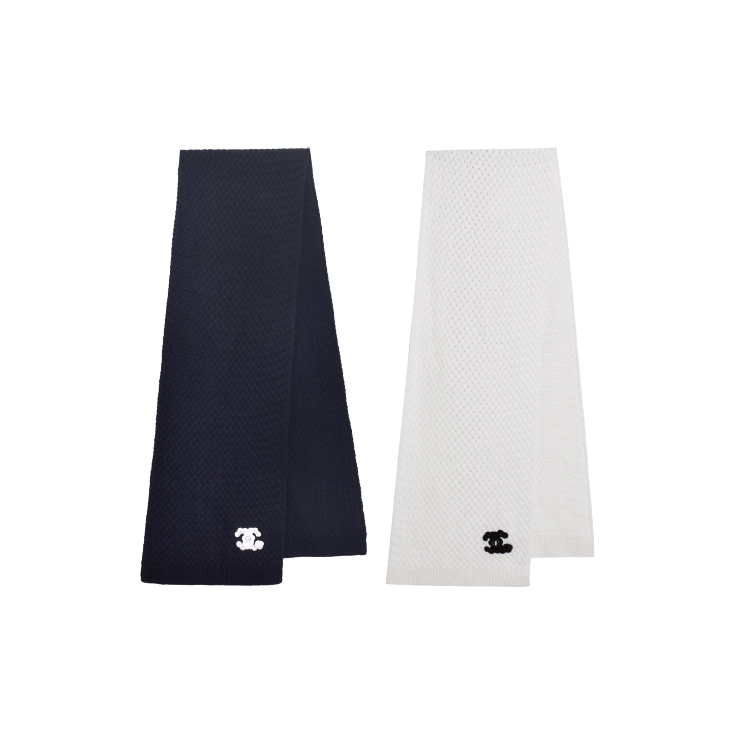 NO:477423,[Love] New [Love]!  Latest CH 25NEW Double C Embroidery Knitted Scarf. Color Black and White. Size SML.,,alexander wang19860909[爱心]新款[爱心]！最新CH 25NEW 双C 刺绣 针织围巾.颜色黑、白.尺码SML.,,alexander wang,Women's clothing