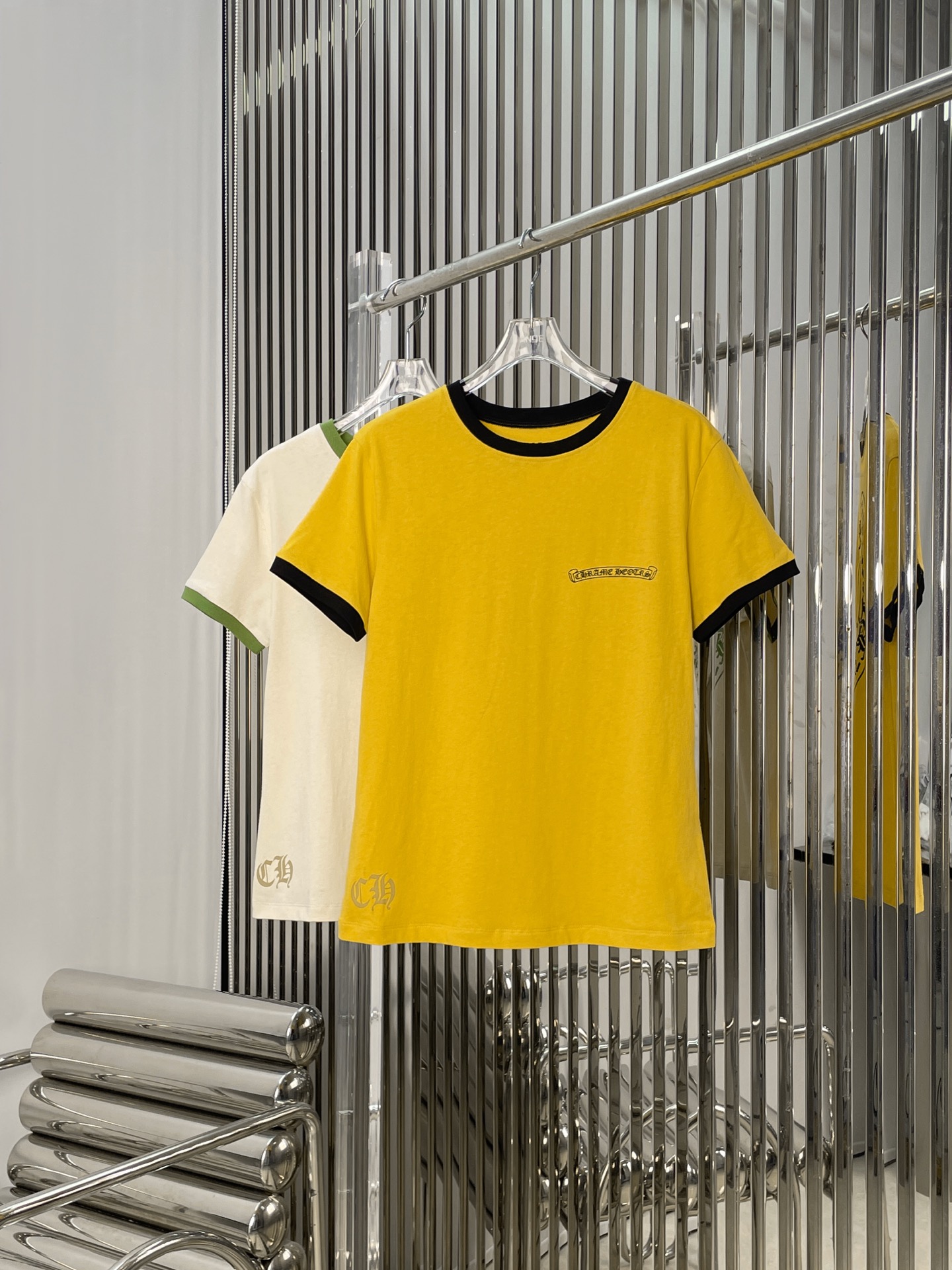 NO:483784,[Love] New [Love]!  Latest CH 25NEW Sanskrit printed T-shirt. Colors of fortune yellow, matcha green. Size SML, tees, t-shirt, alexander wang19860909[爱心]新款[爱心]！最新CH 25NEW 梵文印花T恤.颜色发财黄、抹茶绿.尺码SML,,tees，t-shirt,alexander wang,Women's clothing