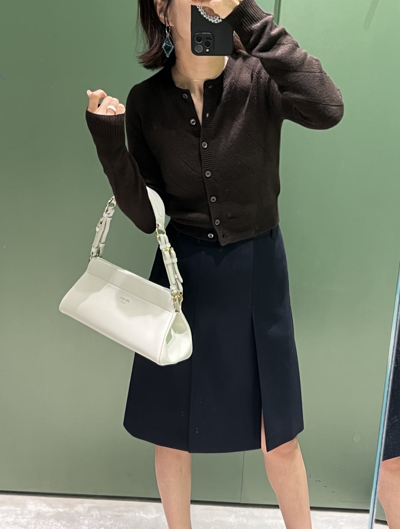 NO:488222,[Love] New [Love]!  Latest PR 25NEW Coffee Diamond Jacquard Triangle Knitted Cardigan. Size SML.,,alexander wang19860909[爱心]新款[爱心]！最新PR 25NEW 咖啡色菱格纹提花三角标针织开衫.尺码SML.,,alexander wang,Women's clothing