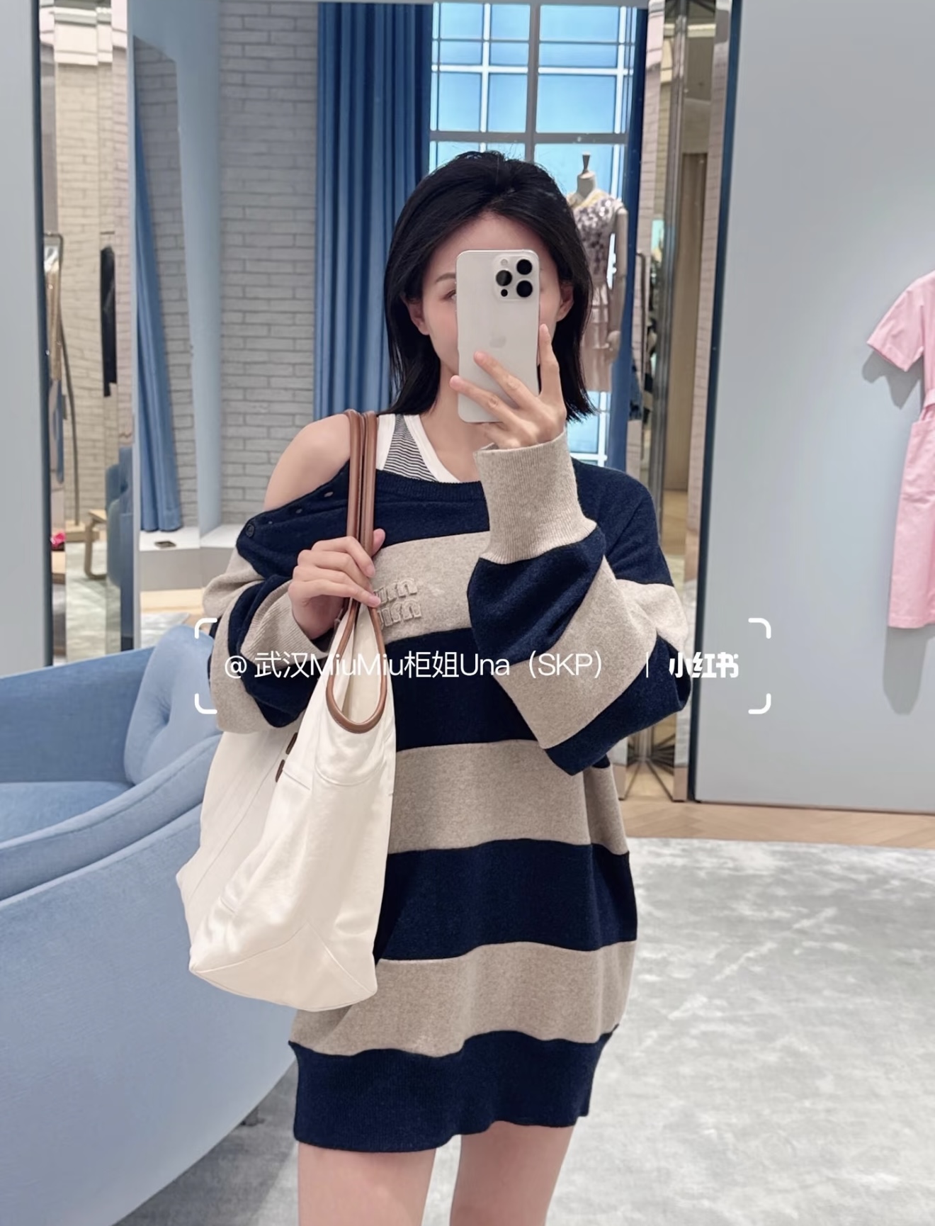 NO:491595,[Love] New [Love]!  Latest MiU 25NEW Wide Stripe One-Shoulder Button Knitted Long Top. Size SML.,,miumiu,alexander wang19860909[爱心]新款[爱心]！最新MiU 25NEW 宽条纹单肩纽扣针织长款上衣.尺码SML.,,miumiu,alexander wang,Women's clothing