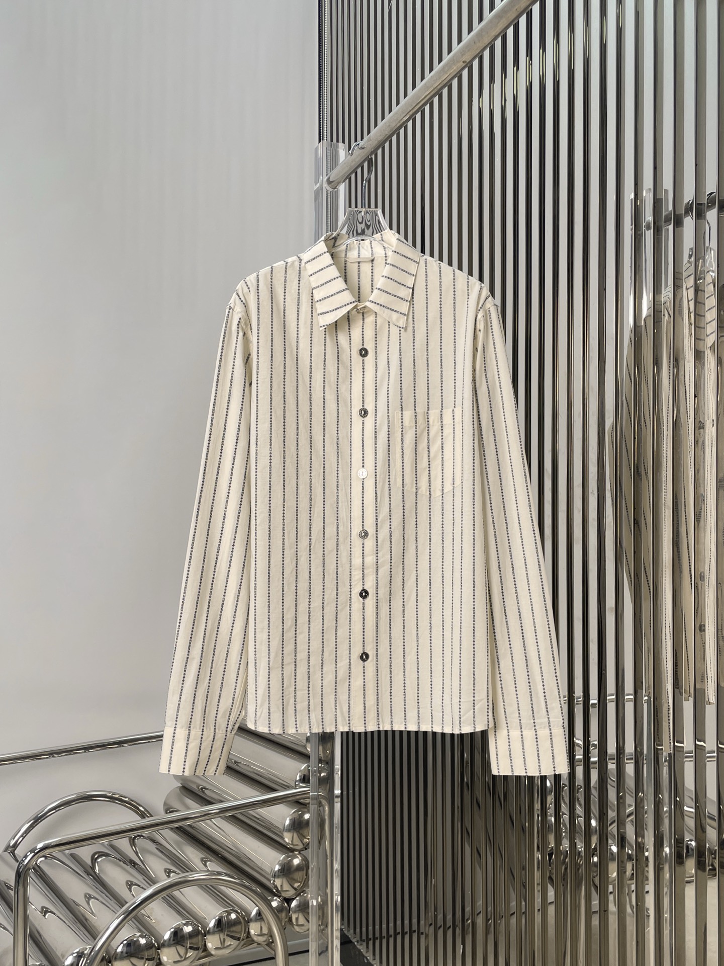NO:493269,[Love] New [Love]!  Latest CH 25NEW Sanskrit Jacquard Striped Shirt. Size SML, Shirts,alexander wang19860909[爱心]新款[爱心]！最新CH 25NEW 梵文提花字母条纹衬衫.尺码SML,,shirts,alexander wang,Women's clothing