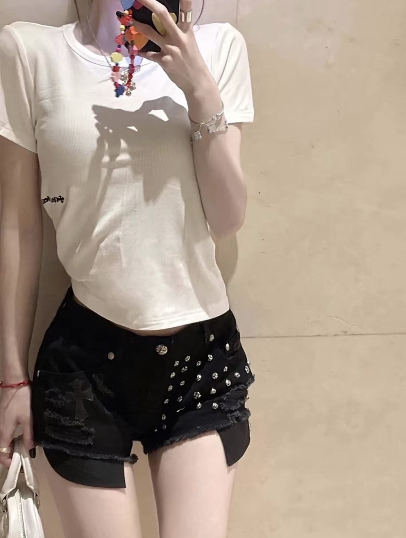 NO:499347,[Love] New [Love]!  Latest CH 25NEW Croe Rivet Charcoal Black Denim Shorts. Size SML, Chrome Hearts, shorts, alexander wang19860909[爱心]新款[爱心]！最新CH 25NEW 克罗铆钉炭黑色牛仔短裤.尺码SML,,chrome hearts,shorts,alexander wang,Women's clothing