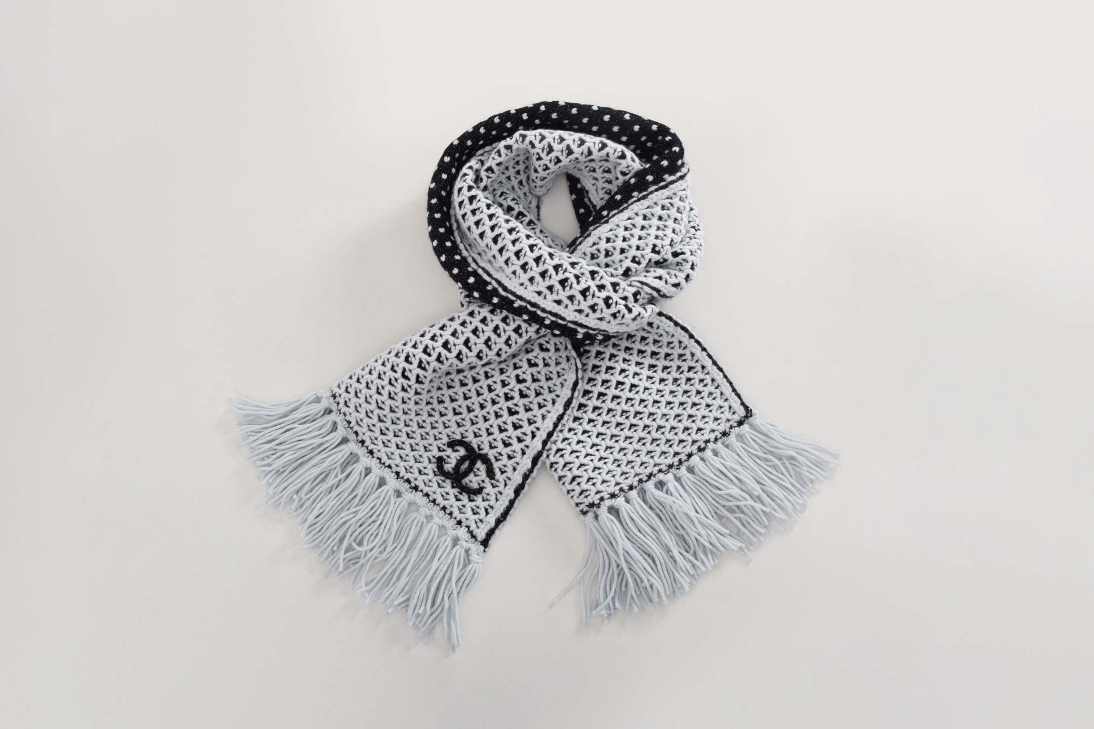 NO:501510,[Love] New [Love]!  Latest CH 25NEW Double C Tassel Braided Scarf. Size SML, alexander wang19860909[爱心]新款[爱心]！最新CH 25NEW 双C流苏编织围巾.尺码SML,,alexander wang,Women's clothing