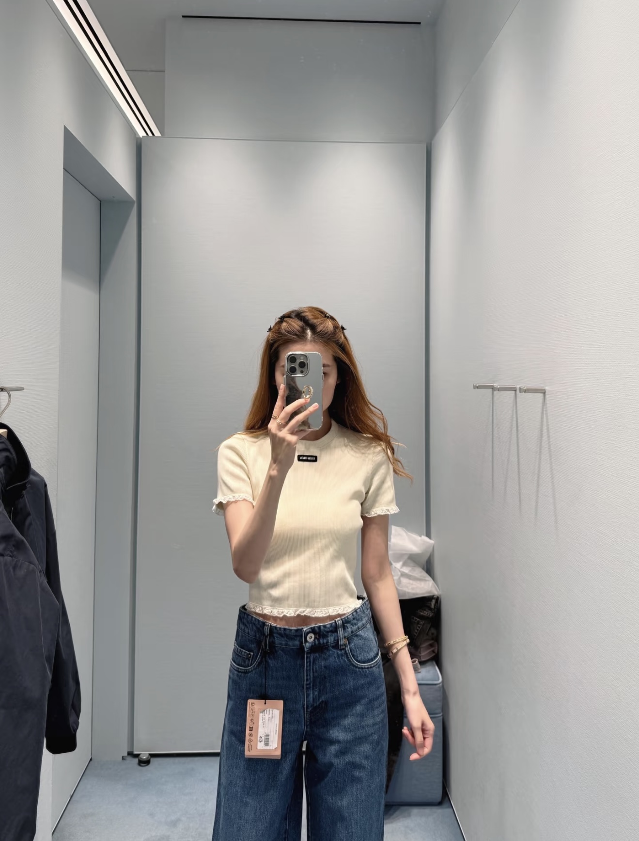 NO:503434,[Love] New [Love]!  Latest MIU 25NEW lace short-sleeved base top. Size SMLP, loro piana, miumiu, T-shirt, alexander wang19860909[爱心]新款[爱心]！最新MIU 25NEW 蕾丝边短袖打底上衣.尺码SMLP,,loro piana,miumiu,T-shirt,alexander wang,Women's clothing