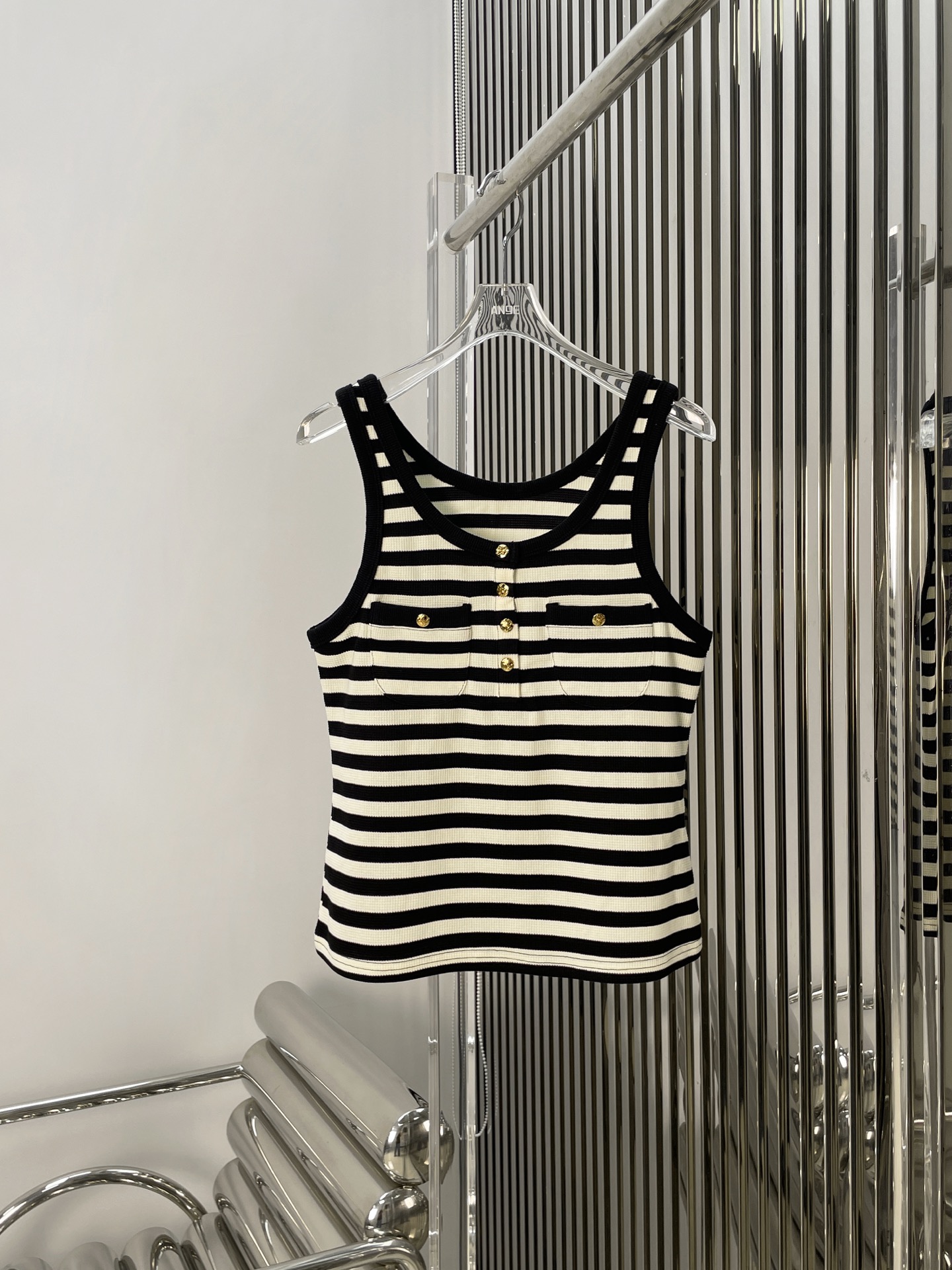 NO:504251,[Love] New [Love]!  Latest CE 25NEW Arc de Triomphe metal button striped vest. Size SML, alexander wang19860909[爱心]新款[爱心]！最新CE 25NEW 凯旋门金属纽扣条纹背心.尺码SML,,alexander wang,Women's clothing