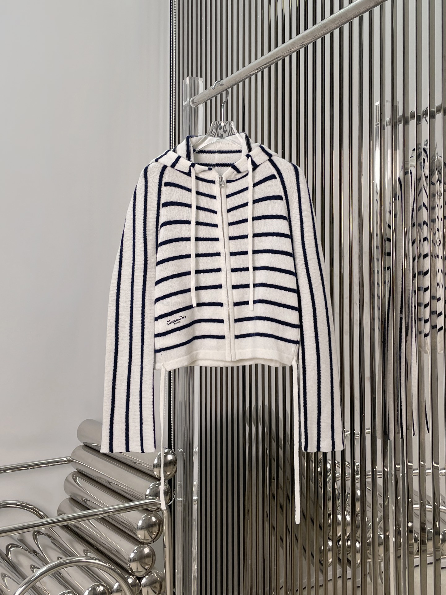 NO:506259,[Love] New [Love]!  Latest D 25NEW Striped Hooded Sweater. Size SML, Hats,alexander wang19860909[爱心]新款[爱心]！最新D 25NEW 条纹连帽针织衫.尺码SML,,hats,alexander wang,Women's clothing