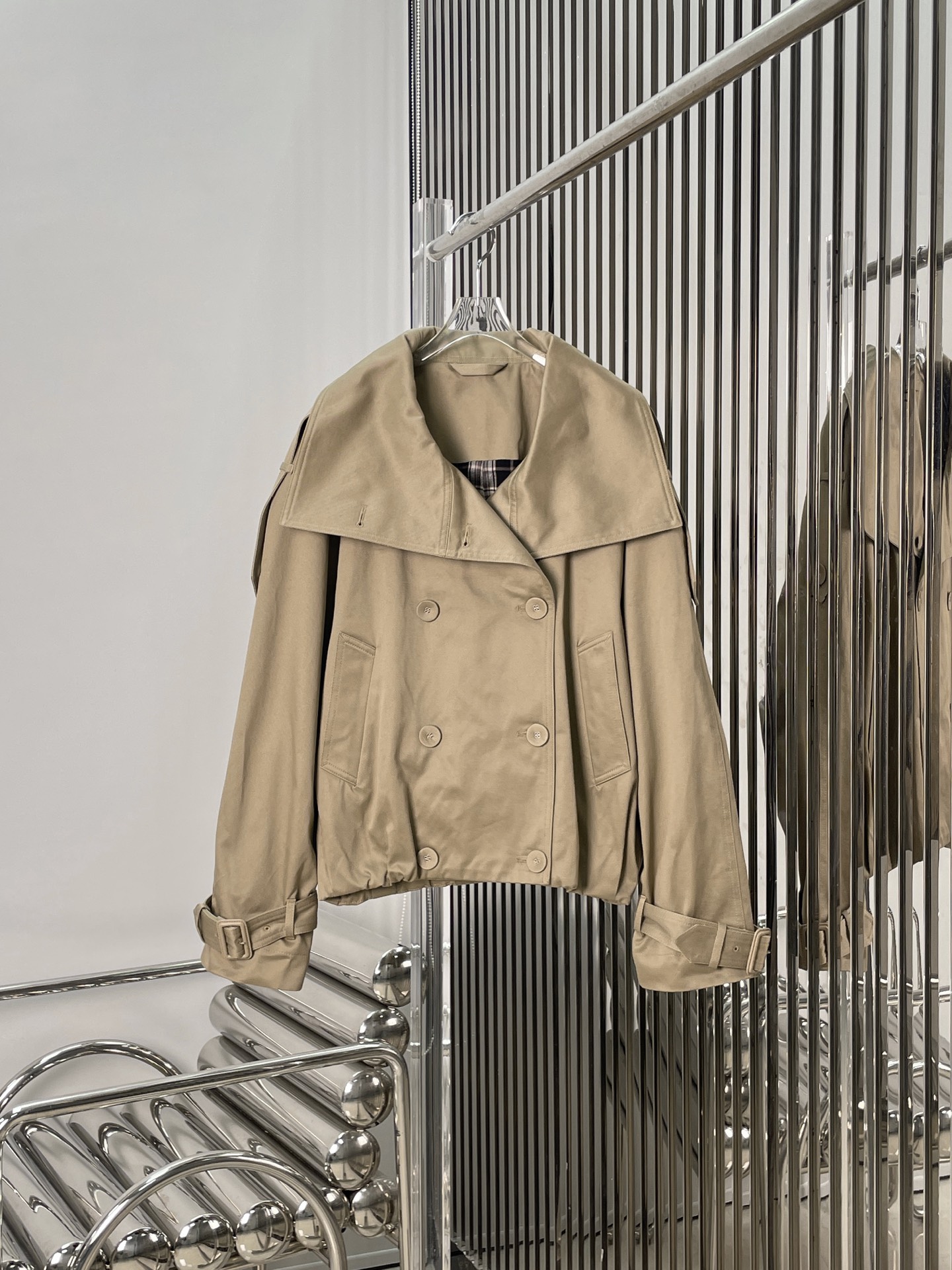 NO:508637,[Love] New [Love]!  Latest ACNE 25NEW silhouette short windbreaker (check lining). Size SML.P, acne studios, alexander wang19860909[爱心]新款[爱心]！最新ACNE 25NEW 廓形短款风衣（格纹内里）.尺码SML.P,,acne studios,alexander wang,Women's clothing