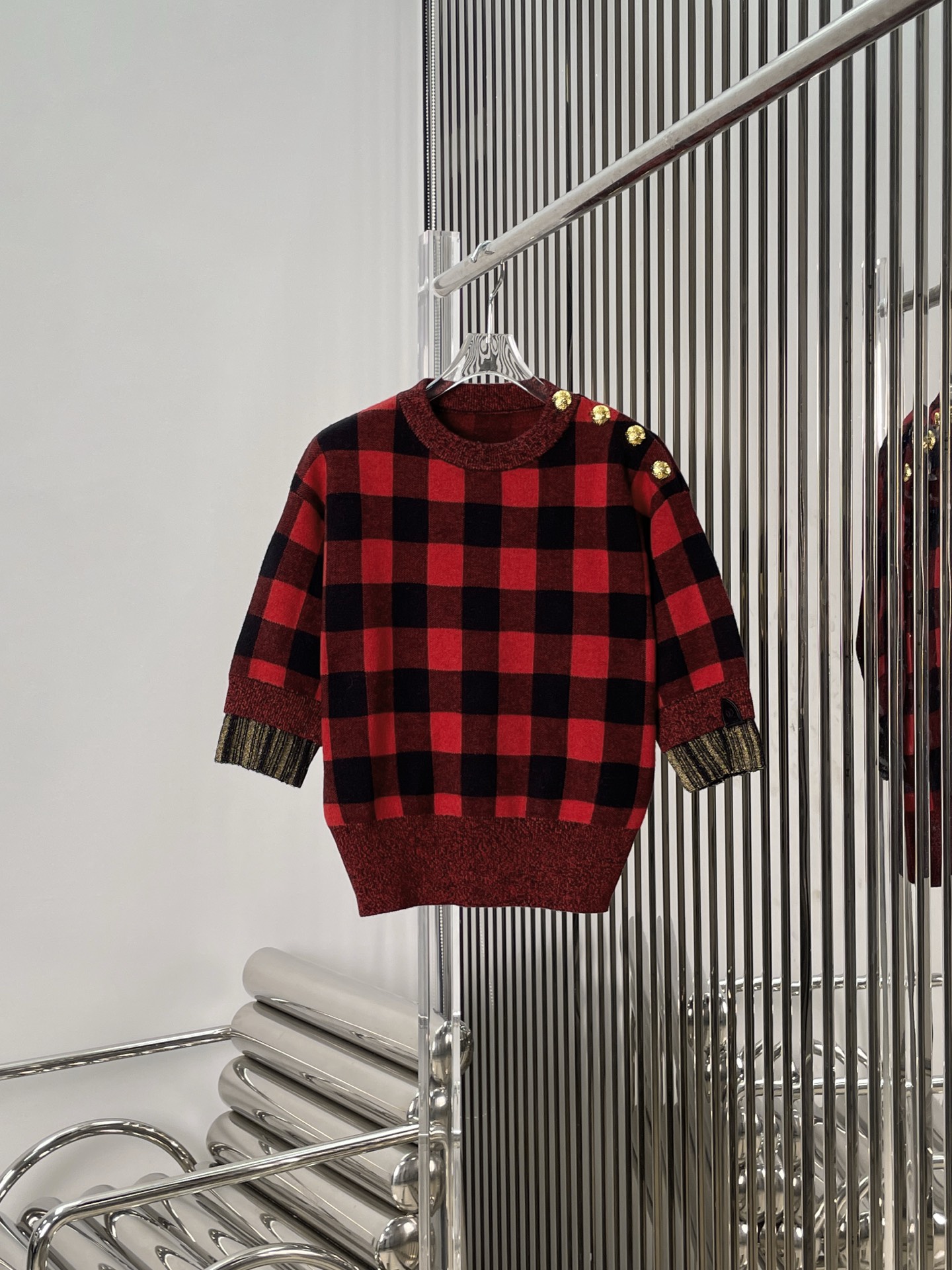 NO:508630,[Love] New [Love]!  Latest L 25NEW red checked short-sleeved knitted top. Size SML, T-shirt, alexander wang19860909[爱心]新款[爱心]！最新L 25NEW 红格纹短袖针织上衣.尺码SML,,T-shirt,alexander wang,Women's clothing