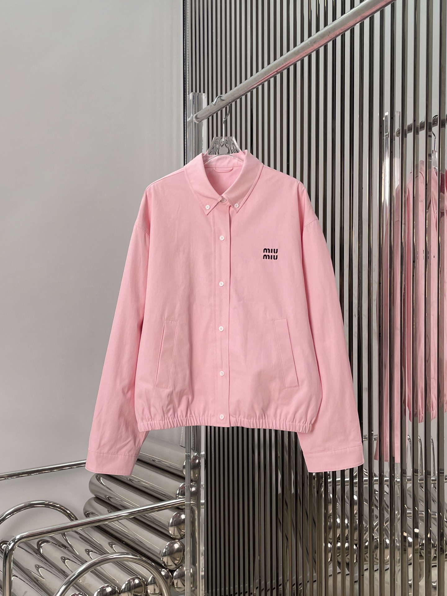 NO:517287,[Love] New [Love]!  Latest MIU 25NEW letter embroidered pink jacket. Size SML, miumiu, jackets & coats, alexander wang19860909[爱心]新款[爱心]！最新MIU 25NEW 字母刺绣粉色外套.尺码SML,,miumiu,jackets & coats,alexander wang,Women's clothing