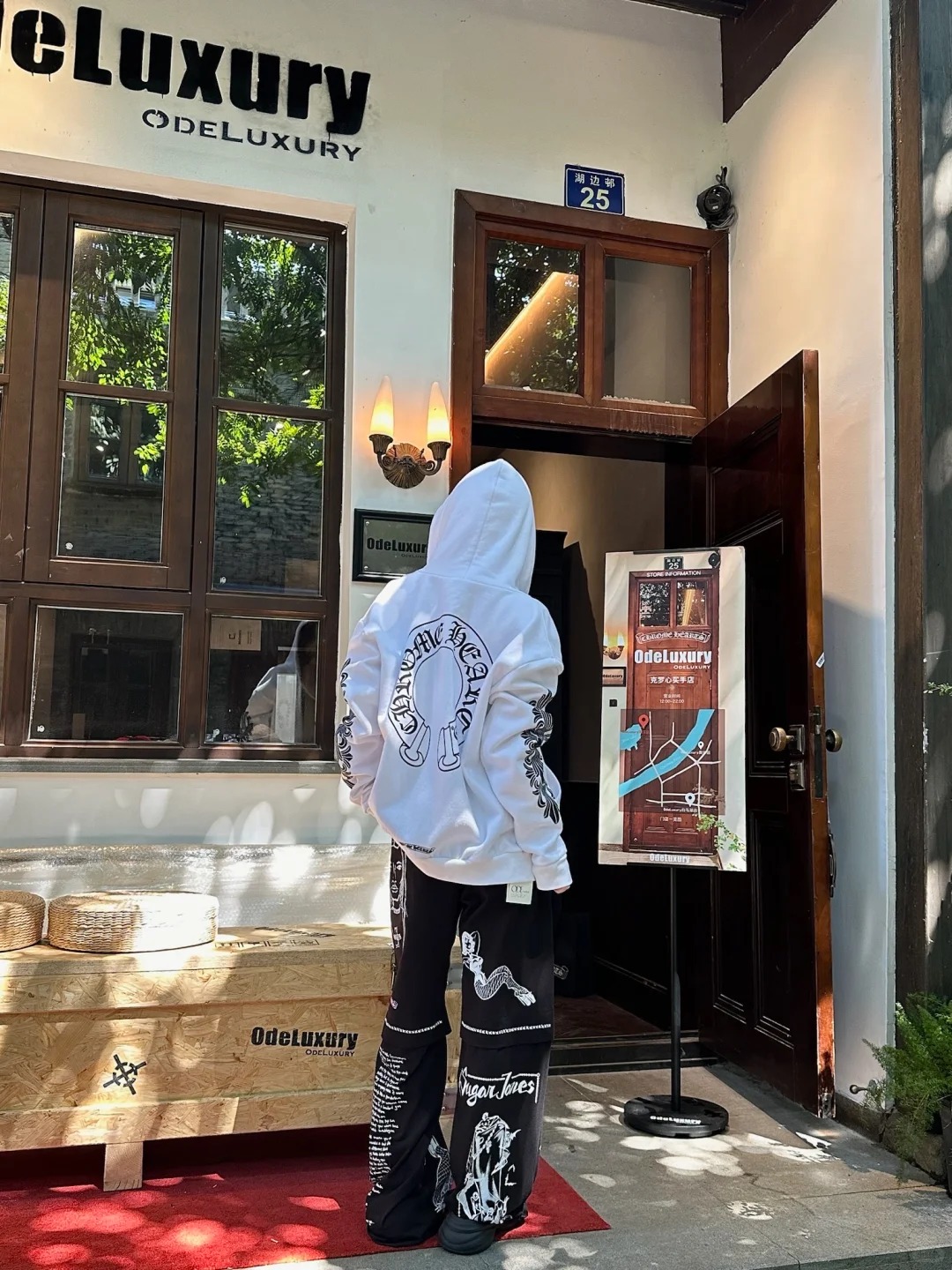 NO:560973,[Love] New style [Love]!  The latest CH 25NEW Chrome angel wings zipper hooded sweatshirt. Color black, white. Size SML.,,chrome hearts,hoodie,sweatshirts,hats,alexander wang19860909[爱心]新款[爱心]！最新CH 25NEW 克罗天使翅膀拉链连帽卫衣.颜色黑、白.尺码SML.,,chrome hearts,hoodie,sweatshirts,hats,alexander wang,Women's clothing