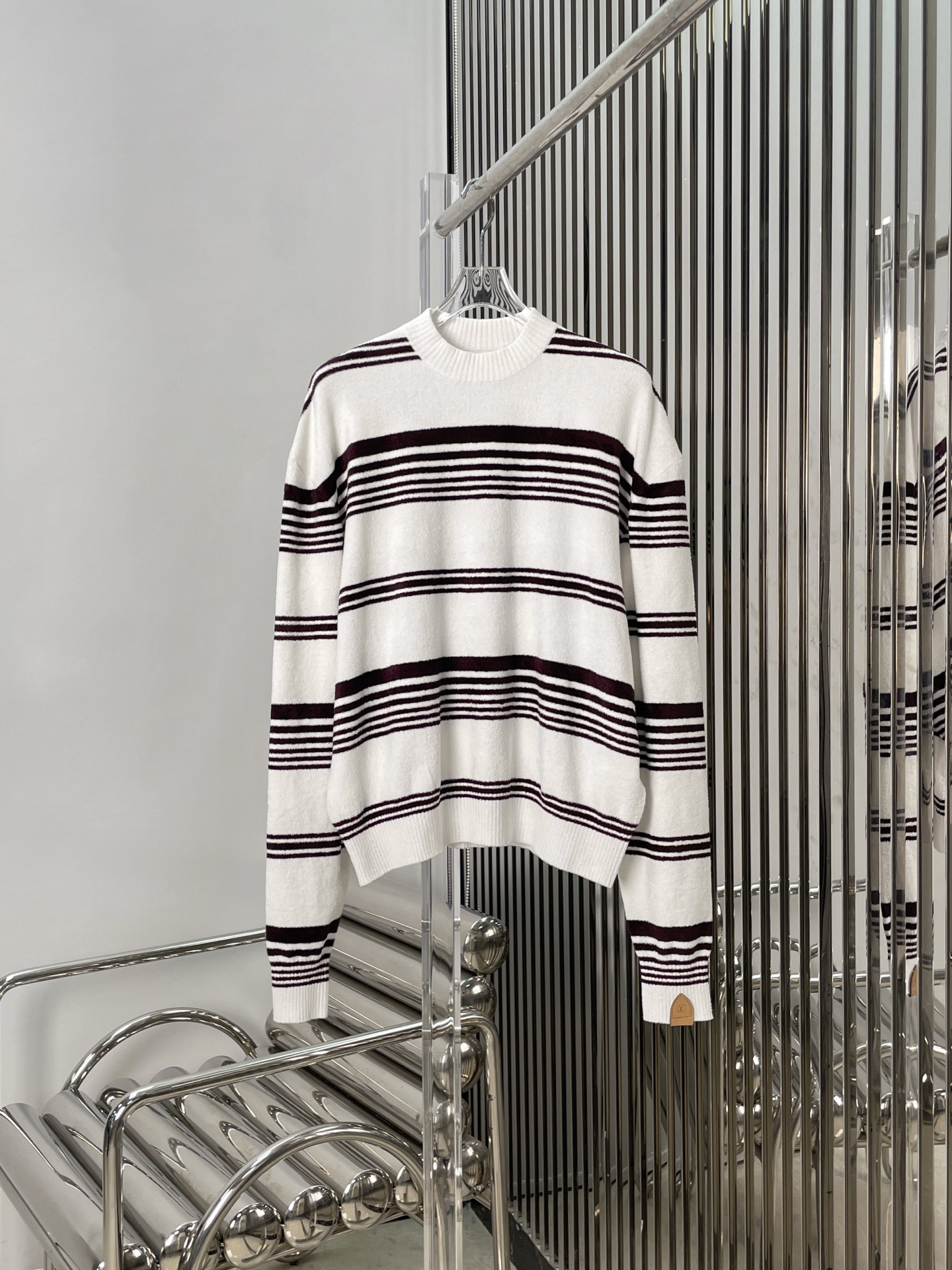 NO:565090,[Love] New style [Love]!  The latest L 25NEW Liu Yifei same style striped knitted top. Size SML,,alexander wang19860909[爱心]新款[爱心]！最新L 25NEW 刘亦菲同款条纹针织上衣.尺码SML,,alexander wang,Women's clothing