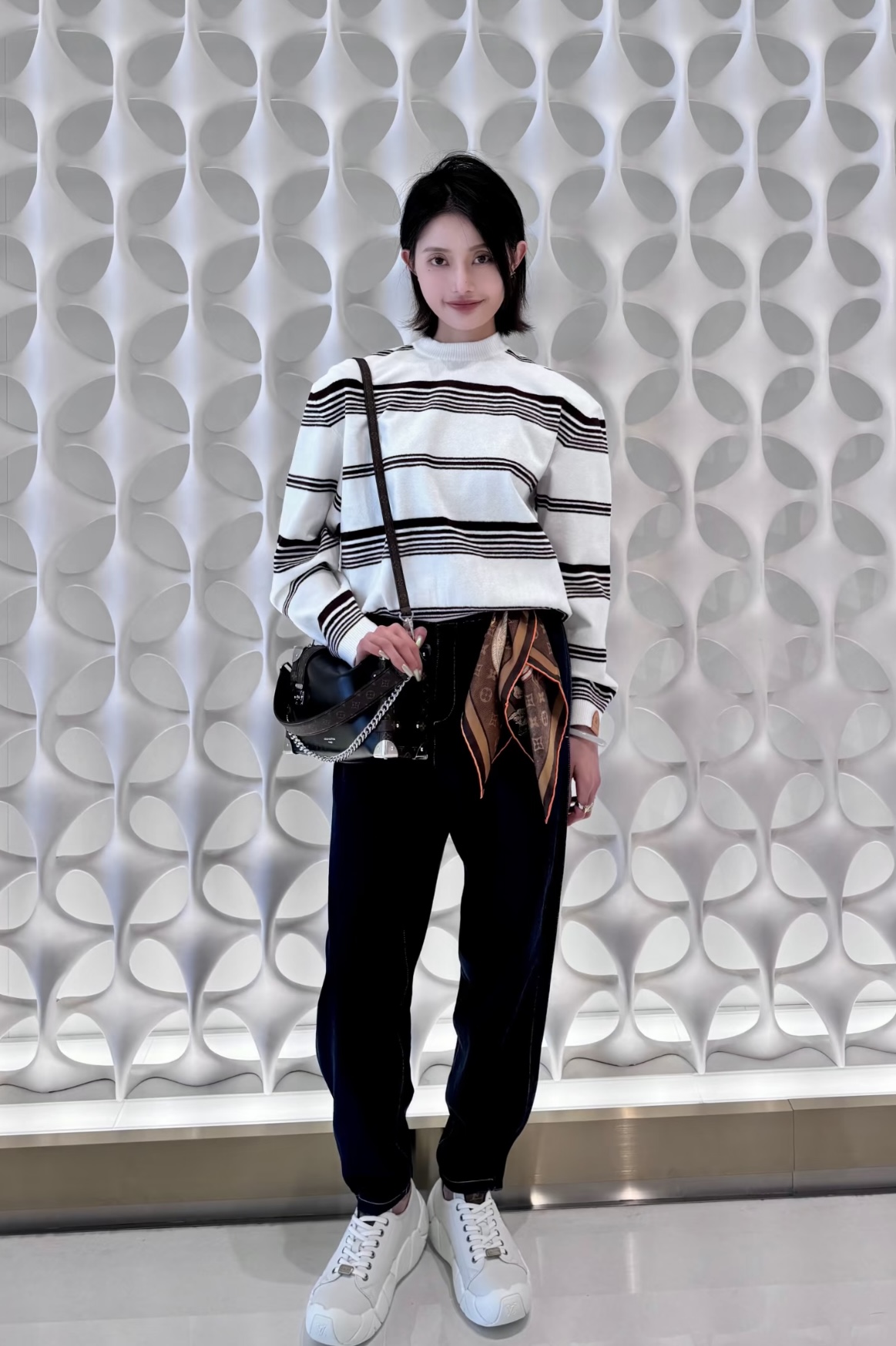 NO:565095,[Love] New style [Love]!  The latest L 25NEW Liu Yifei's same style striped knitted top. Size SML.,,alexander wang19860909[爱心]新款[爱心]！最新L 25NEW 刘亦菲同款条纹针织上衣.尺码SML.,,alexander wang,Women's clothing