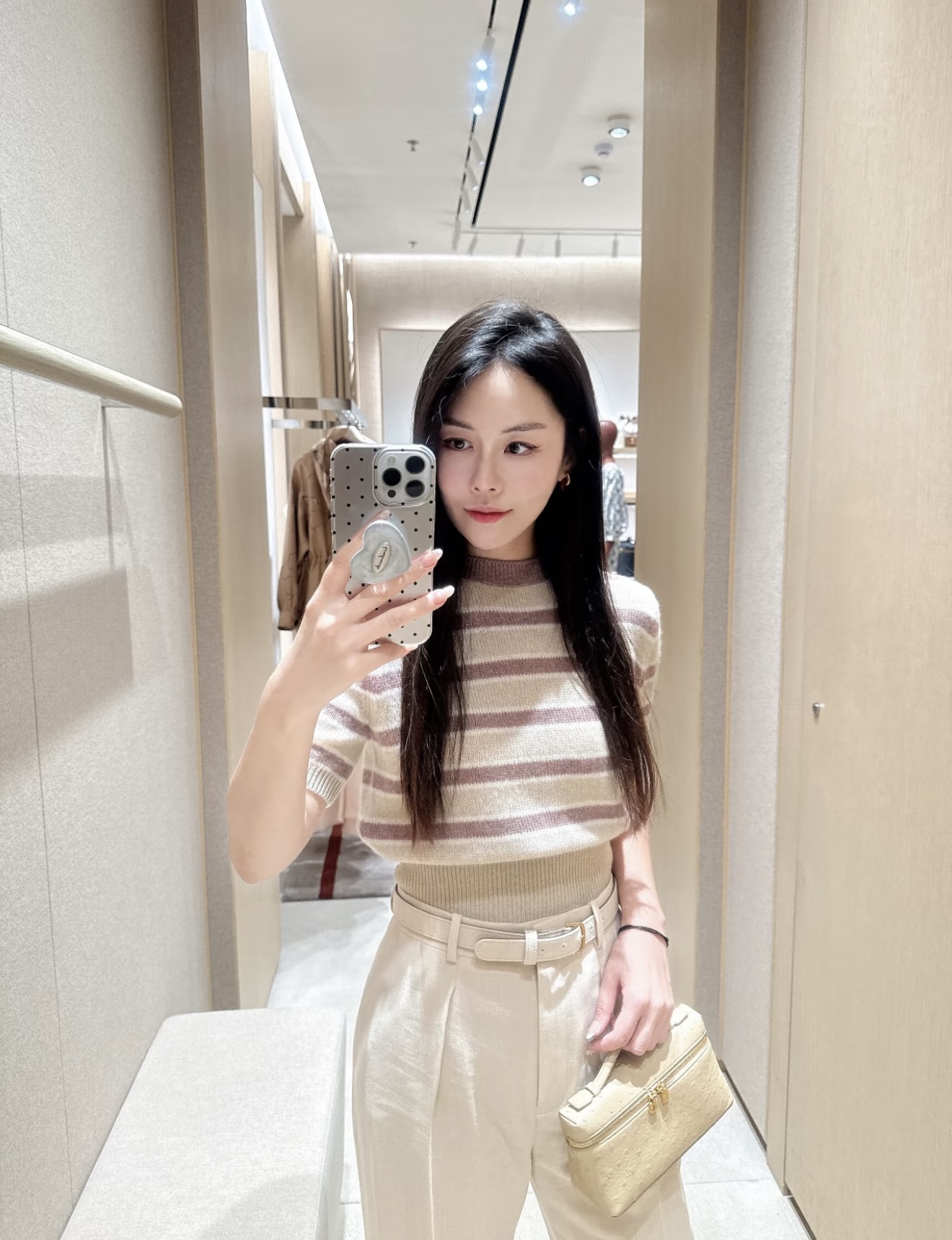 NO:565056,[Love] New style [Love]!  The latest LP 25NEW cashmere striped knitted short-sleeved top. Color pink, green. Size SML.P, loro piana, T-shirt, alexander wang19860909[爱心]新款[爱心]！最新LP 25NEW 羊绒条纹针织短袖上衣.颜色粉、绿.尺码SML.P,,loro piana,T-shirt,alexander wang,Women's clothing