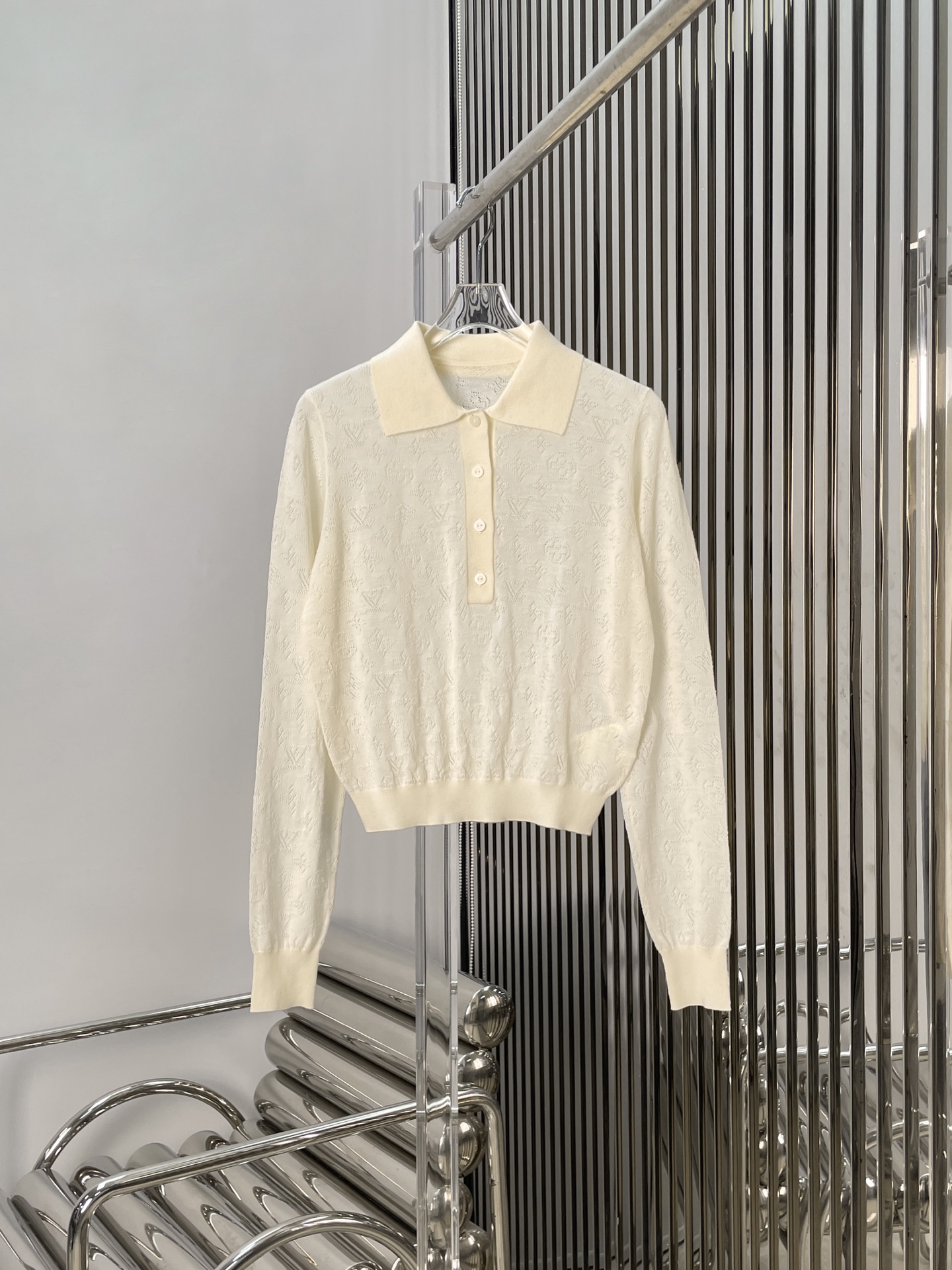 NO:566844,[Love] New style [Love]!  The latest L 25NEW old flower jacquard knitted lapel POLO top. Size SML,,alexander wang19860909[爱心]新款[爱心]！最新L 25NEW 老花提花针织翻领POLO上衣.尺码SML,,alexander wang,Women's clothing