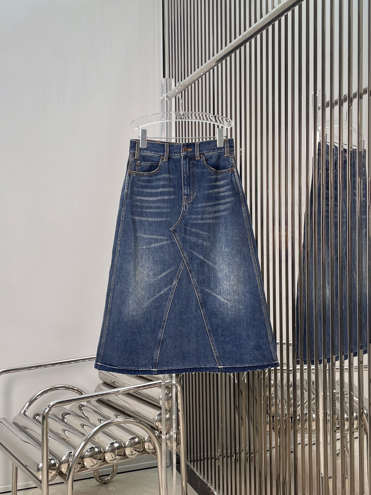 NO:806762,[Love] New style [Love]!  The latest CE 26NEW Arc de Triomphe A-line denim skirt. Size SML.P,,skirts,19860909[爱心]新款[爱心]！最新CE 26NEW 凯旋门A字牛仔半裙.尺码SML.P,,skirts,,Women's clothing
