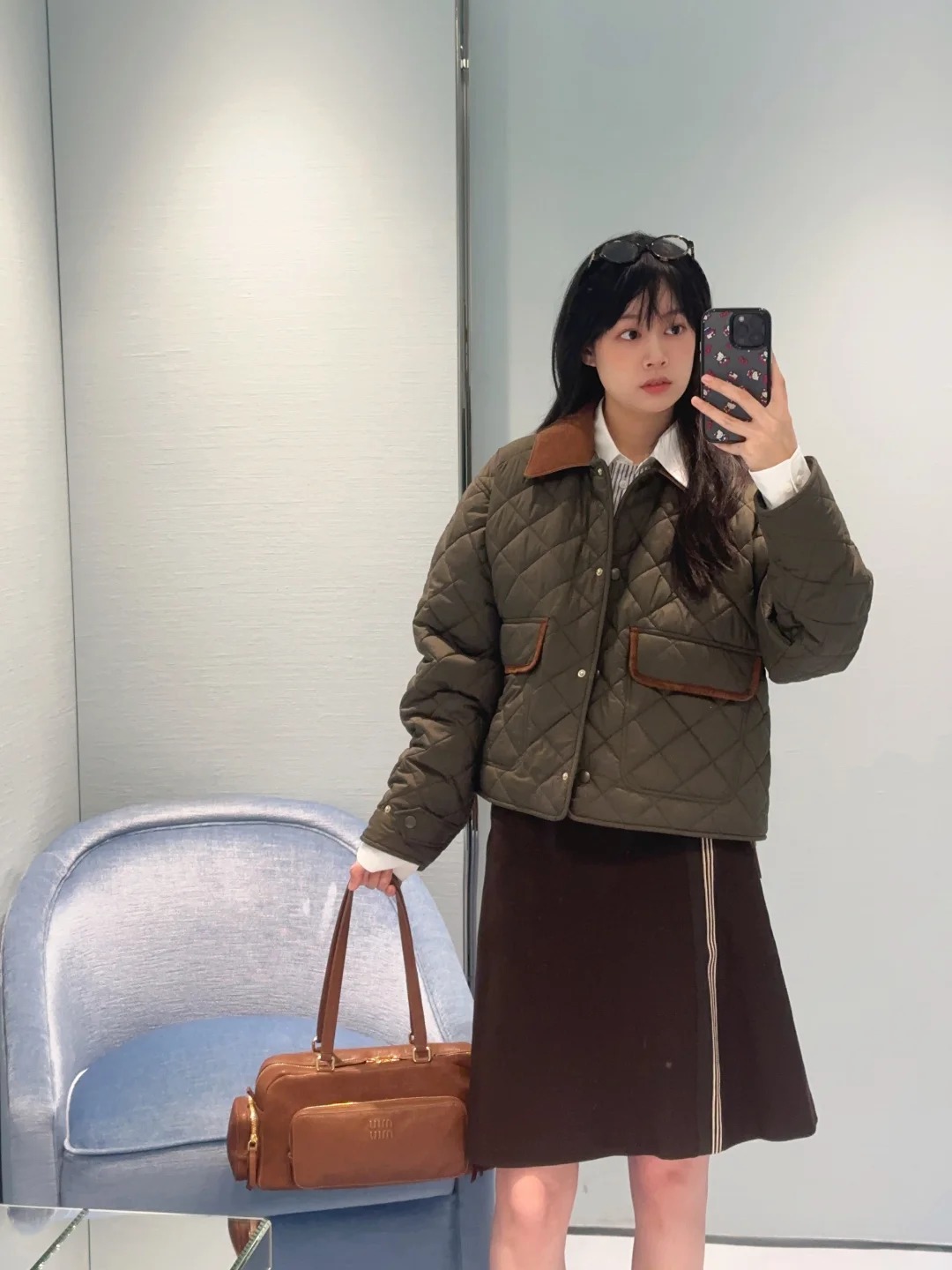 NO:576381,[Love] New style [Love]!  The latest MIU 25NEW leather lapel rhombus cotton jacket. Size SML.P,,miumiu,cowhide,alexander wang19860909[爱心]新款[爱心]！最新MIU 25NEW 牛皮翻领菱格纹间棉棉服.尺码SML.P,,miumiu,cowhide,alexander wang,Women's clothing