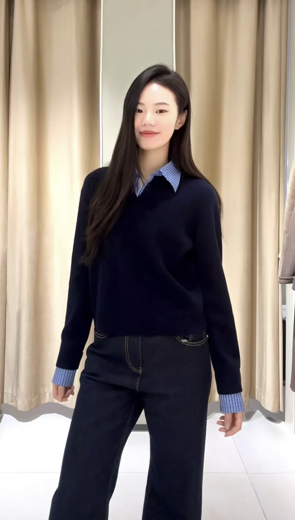 NO:579205,[Love] New style [Love]!  The latest G 25NEW shirt collar diamond fake two-piece layered sweater. Size SML.P,,shirts,alexander wang19860909[爱心]新款[爱心]！最新G 25NEW 衬衫领镶钻假两件叠穿针织衫.尺码SML.P,,shirts,alexander wang,Women's clothing