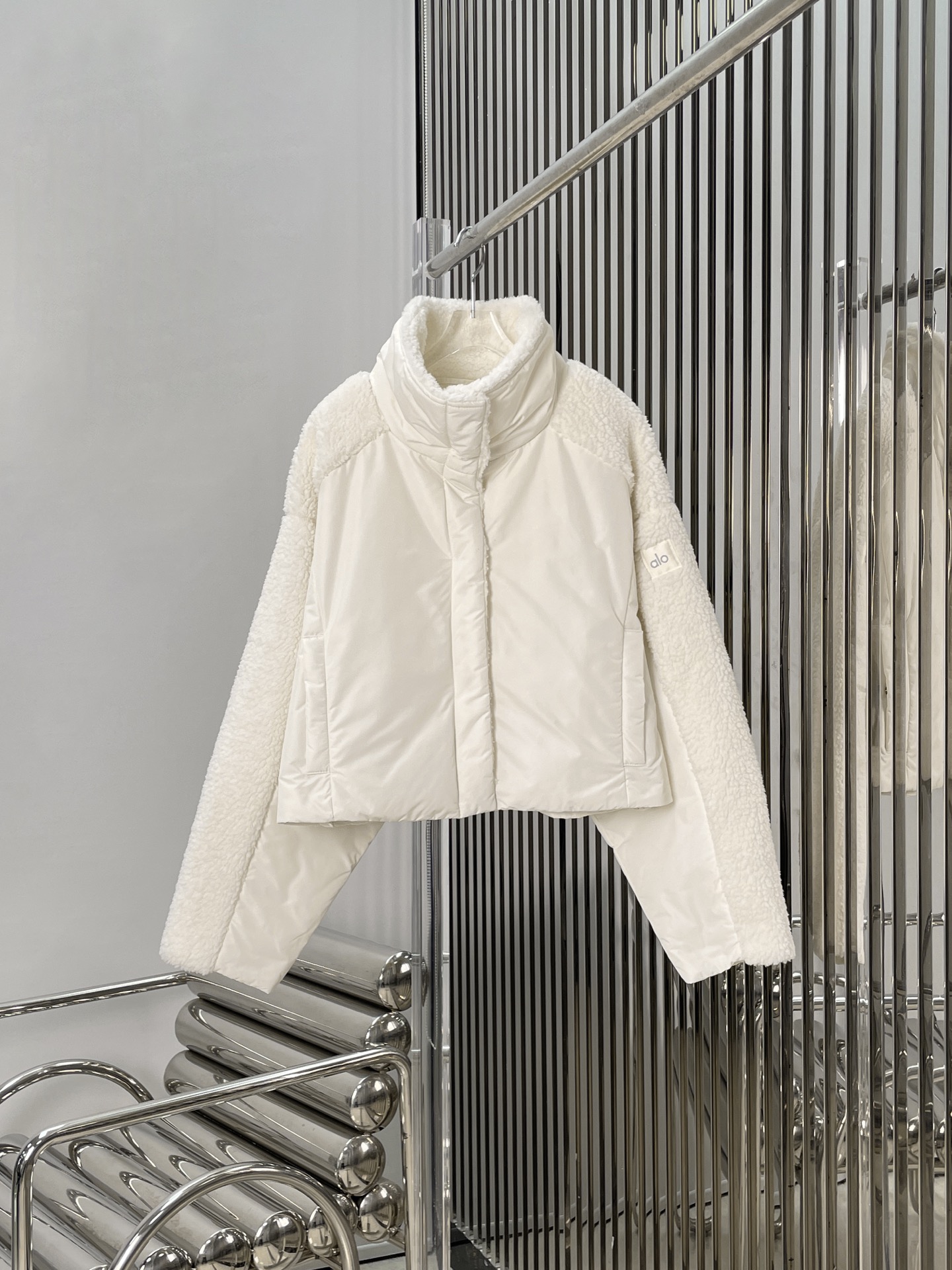 NO:589549,[Love] New style [Love]!  The latest ALO 25NEW polar fleece patchwork cotton jacket. Size SML,,jackets & coats,alexander wang19860909[爱心]新款[爱心]！最新ALO 25NEW 摇粒绒拼接棉服外套.尺码SML,,jackets & coats,alexander wang,Women's clothing