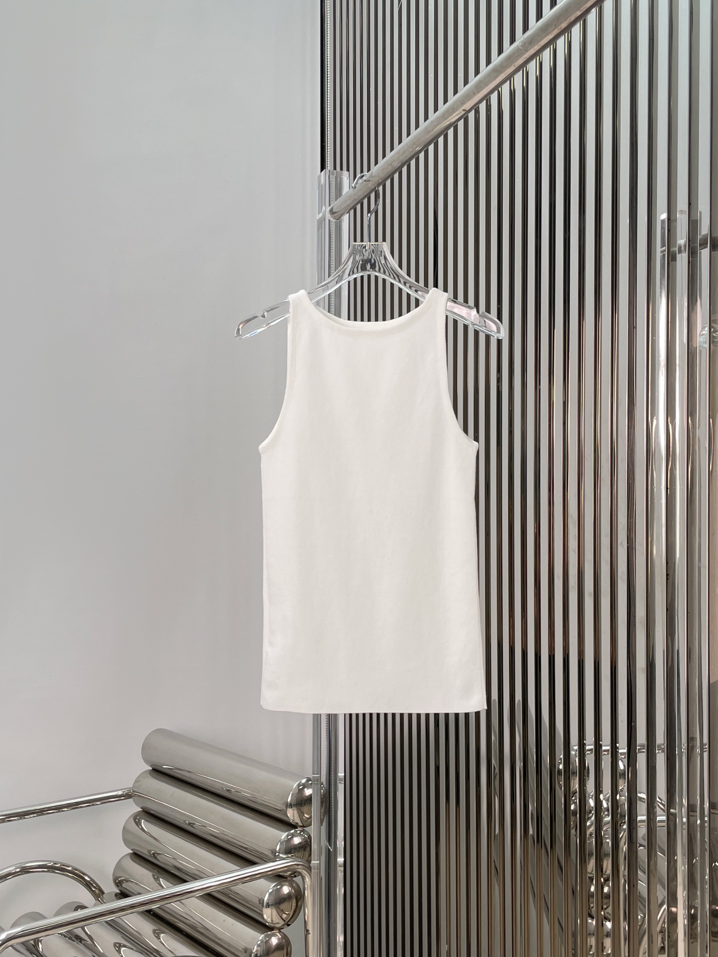 NO:590495,[Love] New style [Love]!  The latest MIU 25NEW letter jacquard knitted bottoming vest. Size SML.P,,miumiu,alexander wang19860909[爱心]新款[爱心]！最新MIU 25NEW 字母提花针织打底背心.尺码SML.P,,miumiu,alexander wang,Women's clothing