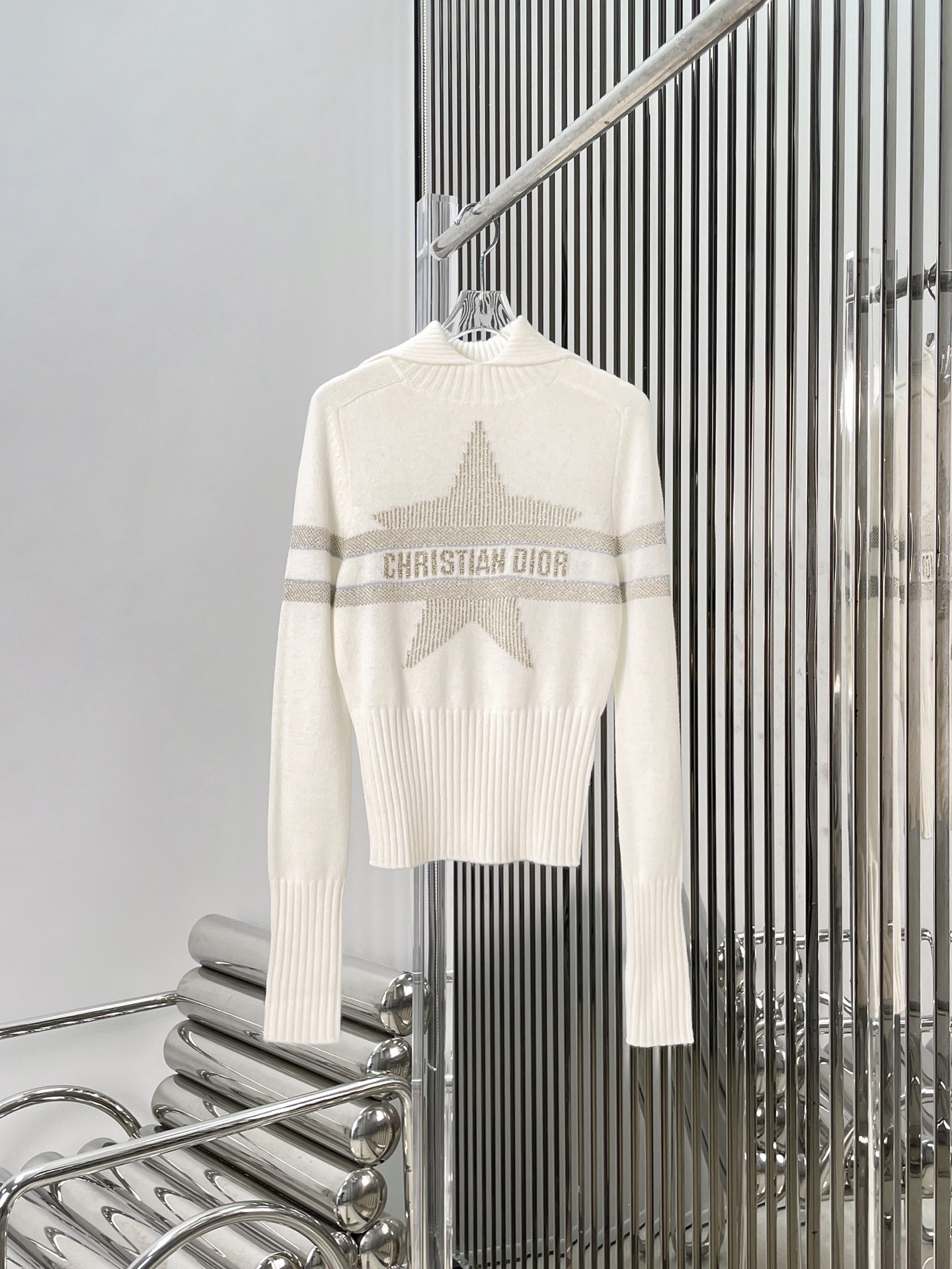 NO:591884,[Love] New style [Love]!  The latest D 25NEW lucky star jacquard sweater. Size SML.P,,alexander wang19860909[爱心]新款[爱心]！最新D 25NEW 幸运星提花针织衫.尺码SML.P,,alexander wang,Women's clothing