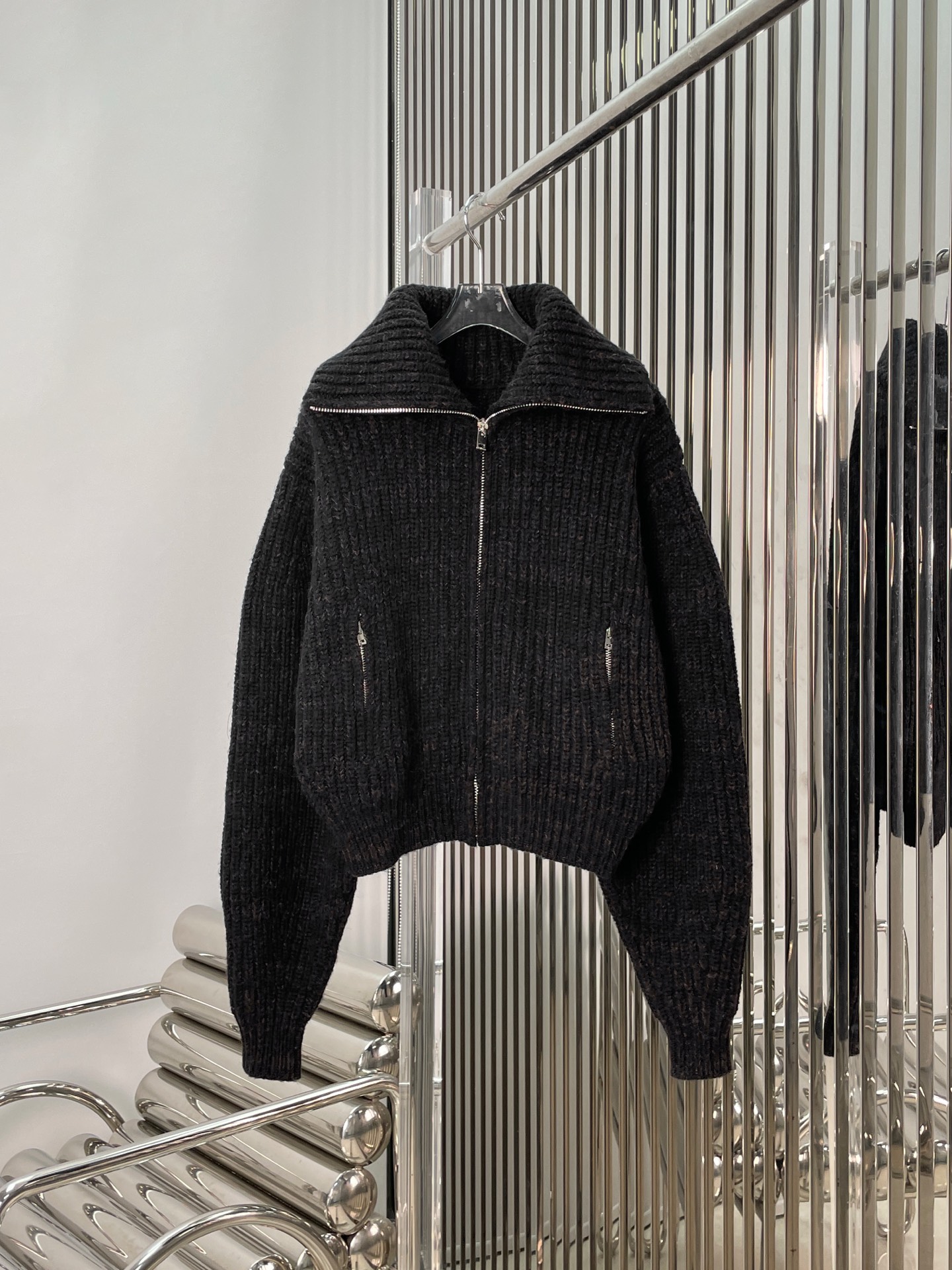 NO:621537,[Love] New style [Love]!  The latest LE 25NEW wool thick-knit zipper sweater. Color black, gray. Size SML.,,sweaters,alexander wang19860909[爱心]新款[爱心]！最新LE 25NEW 羊毛粗针拉链毛衣.颜色黑、灰.尺码SML.,,sweaters,alexander wang,Women's clothing