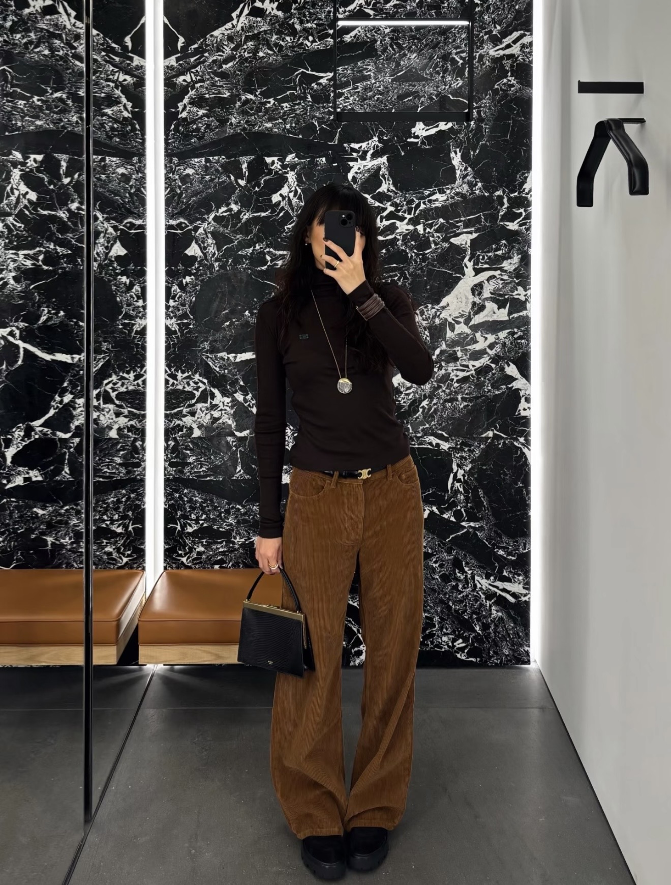 NO:627766,[Love] New style [Love]!  The latest CE 26NEW corduroy washed and distressed casual pants. Size SML.,,alexander wang19860909[爱心]新款[爱心]！最新CE 26NEW 灯芯绒洗水做旧休闲裤.尺码SML.,,alexander wang,Women's clothing