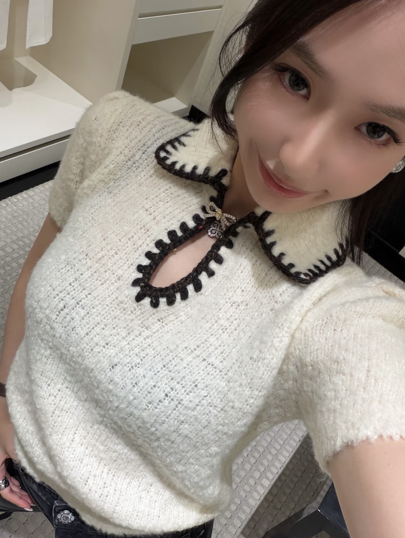 NO:628856,[Love] New style [Love]!  The latest CH 25NEW bow diamond embellished knitted short-sleeved top. Size SML.P,, T-shirt, alexander wang19860909[爱心]新款[爱心]！最新CH 25NEW 蝴蝶结钻饰针织短袖上衣.尺码SML.P,,T-shirt,alexander wang,Women's clothing