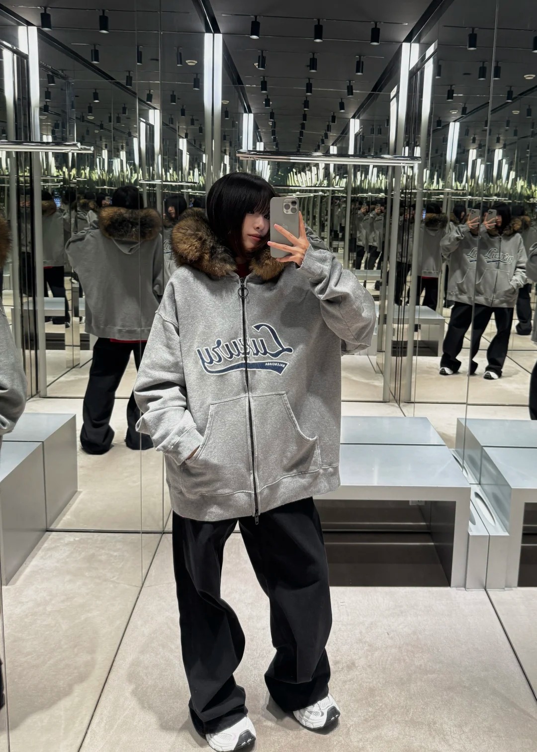 NO:648825,[Love] New style [Love]!  The latest BA 25NEW fur collar hooded zipper sweatshirt. Size SML.,,hoodie,sweatshirts,hats,alexander wang19860909[爱心]新款[爱心]！最新BA 25NEW 毛领连帽拉链卫衣.尺码SML.,,hoodie,sweatshirts,hats,alexander wang,Women's clothing