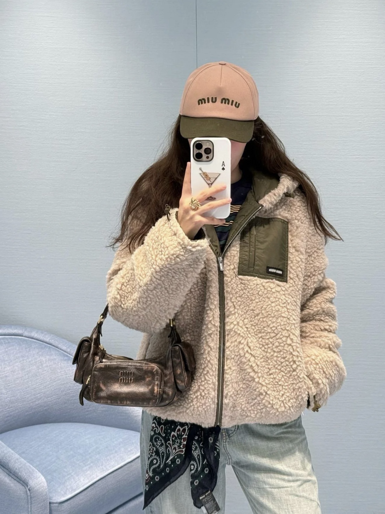 NO:664357,[Love] New style [Love]!  The latest MIU 25NEW lambswool polar fleece hooded zipper down jacket. Size SML,,miumiu,jackets & coats,down jacket,hats, 19860909[爱心]新款[爱心]！最新MIU 25NEW 羊羔毛摇粒绒连帽拉链羽绒外套.尺码SML,,miumiu,jackets & coats,down jacket,hats, ,Women's clothing