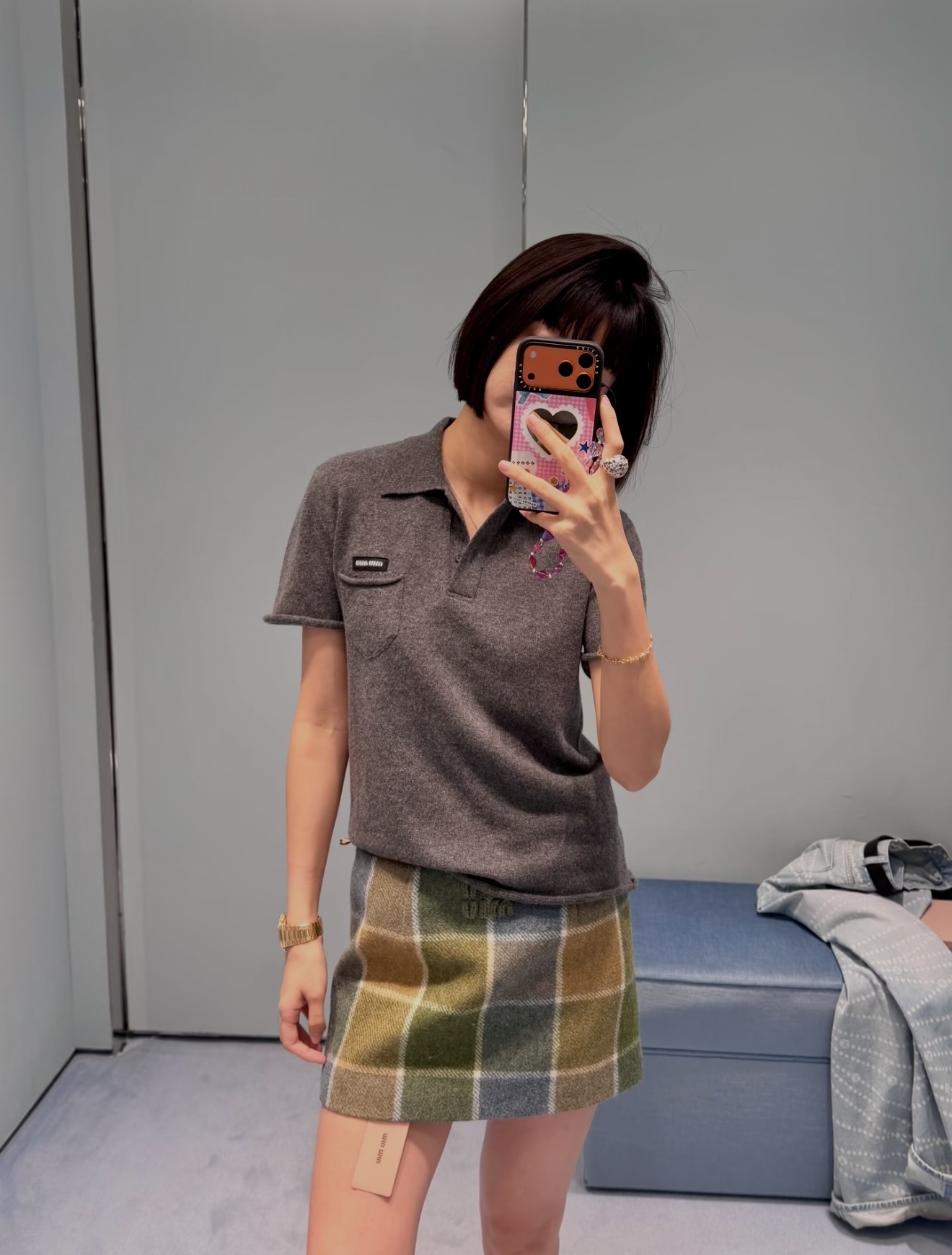 NO:683076,[Love] New style [Love]!  The latest MIU 26NEW wool knitted lapel short-sleeved POLO top. Size SML.,,miumiu,T-shirt,19860909[爱心]新款[爱心]！最新MIU 26NEW 羊毛针织翻领短袖POLO上衣.尺码SML.,,miumiu,T-shirt,,Women's clothing