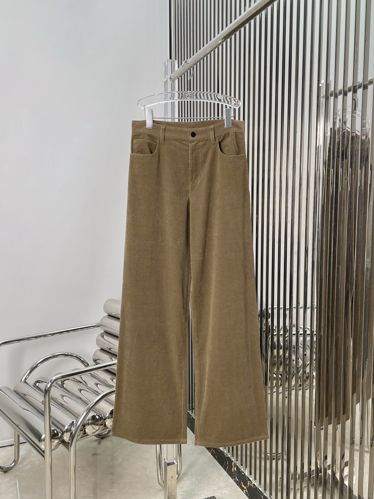 NO:684654,[Love] New style [Love]!  The latest THE R 26NEW corduroy casual trousers. Size SML.,,19860909[爱心]新款[爱心]！最新THE R 26NEW 灯芯绒休闲长裤.尺码SML.,,,Women's clothing