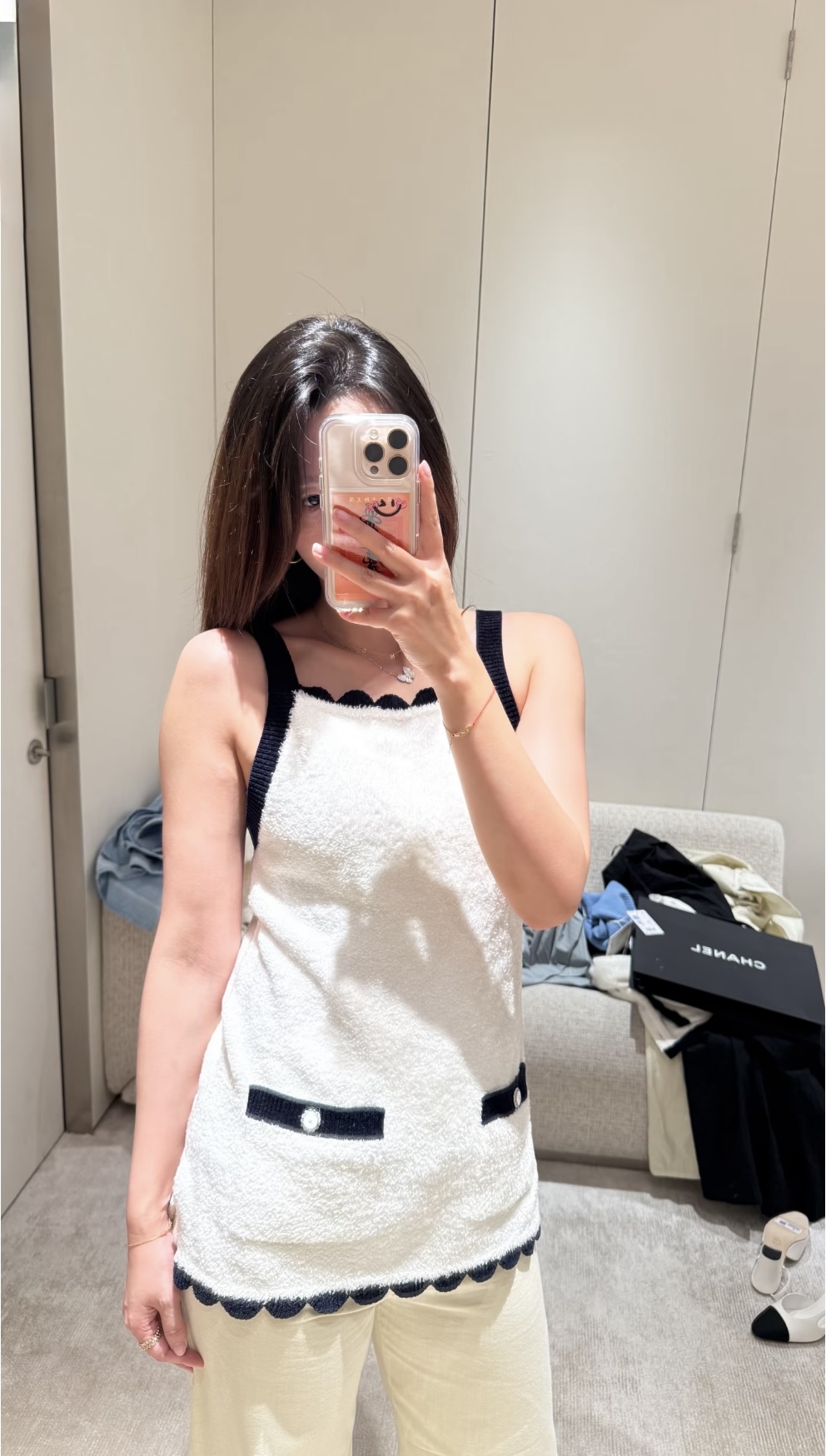 NO:693621,[Love] New style [Love]!  The latest CH 26NEW Xiaoxiangfeng suspender knitted dress. Size SML.P,,skirts,19860909[爱心]新款[爱心]！最新CH 26NEW 小香风吊带针织连衣裙.尺码SML.P,,skirts,,Women's clothing