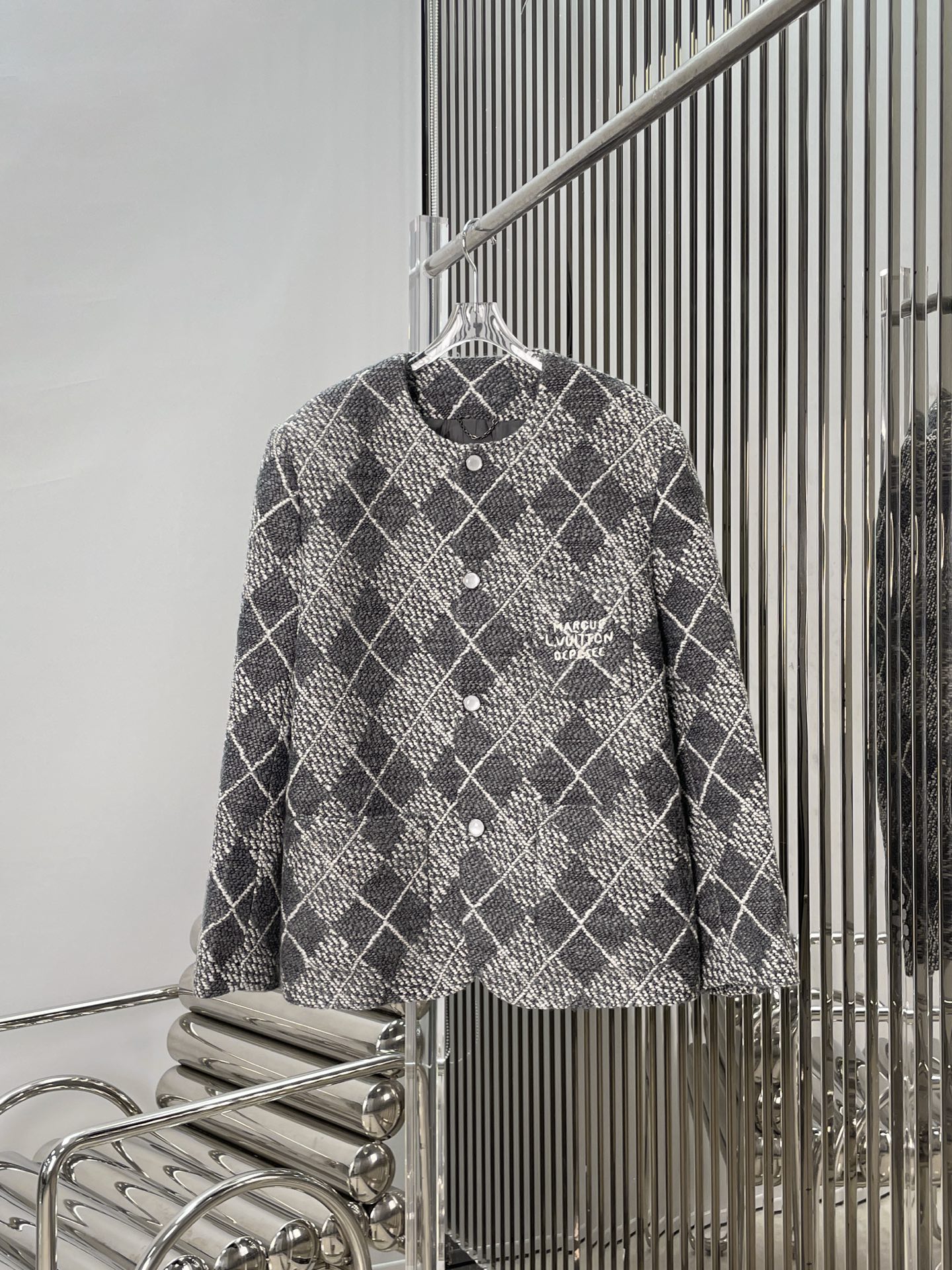 NO:695396,[Love] New style [Love]!  The latest LV 26NEW wool tweed woven jacket. Size SML, Louis Vuitton, jackets & coats,19860909[爱心]新款[爱心]！最新LV 26NEW 羊毛粗花呢编织外套.尺码SML,,louis vuitton,jackets & coats,,Women's clothing