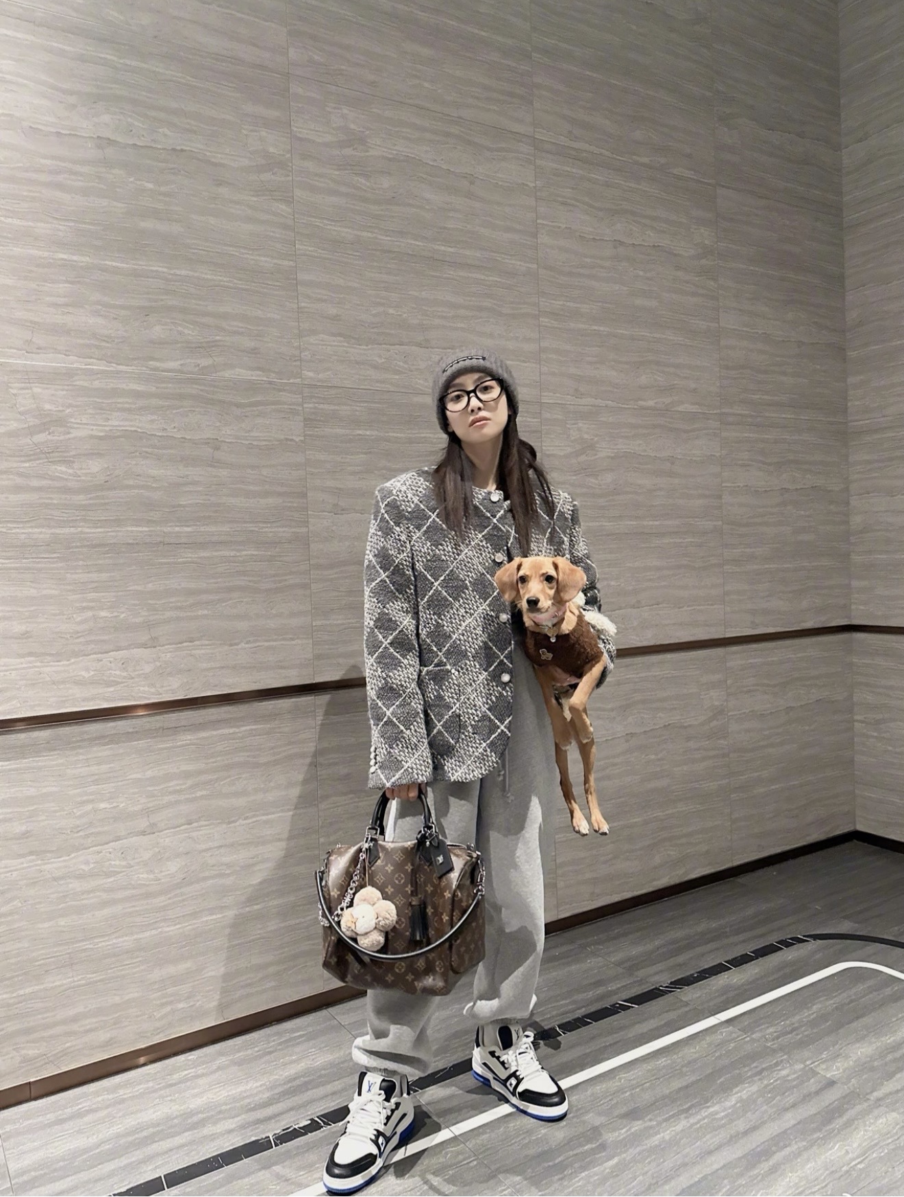 NO:695343,[Love] New style [Love]!  The latest LV 26NEW wool tweed woven jacket. Size SML.,,louis vuitton,jackets & coats,19860909[爱心]新款[爱心]！最新LV 26NEW 羊毛粗花呢编织外套.尺码SML.,,louis vuitton,jackets & coats,,Women's clothing