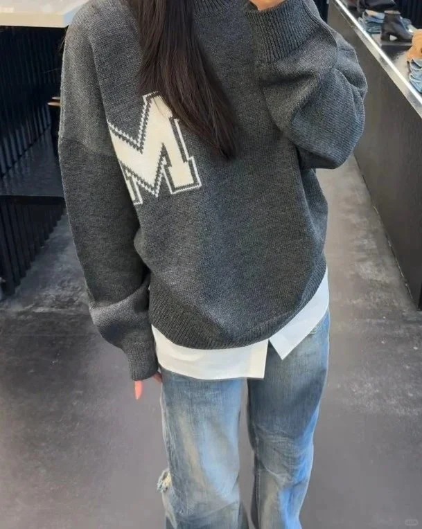 NO:708293,[Love] New style [Love]!  The latest MM6 26NEW M jacquard fake two-piece sweater. Size SML, masion margiela, sweaters,19860909[爱心]新款[爱心]！最新MM6 26NEW M提花假两件毛衣.尺码SML,,masion margiela,sweaters,,Women's clothing