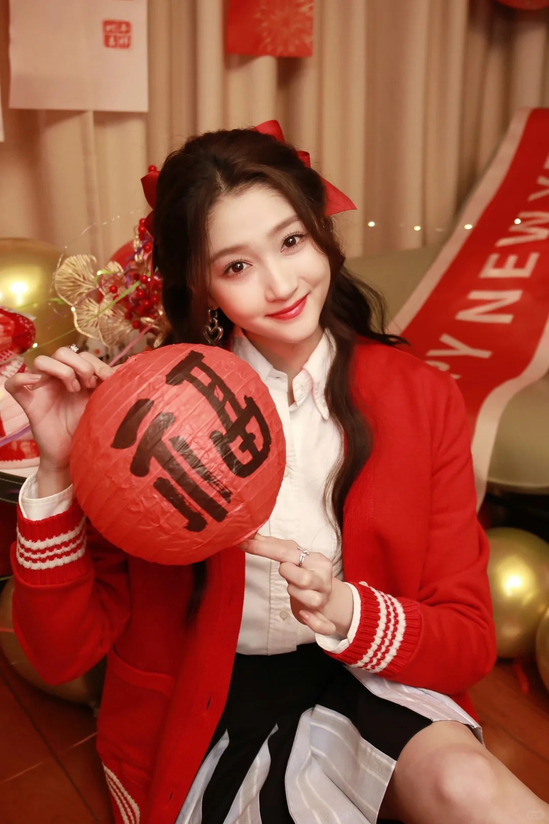 NO:713085,[Love] New style [Love]!  The latest TB 26NEW New Year limited edition woolen patchwork sweatshirt cardigan. Size SML.,,hoodie,sweatshirts,19860909[爱心]新款[爱心]！最新TB 26NEW 新年限定毛织拼接卫衣开衫.尺码SML.,,hoodie,sweatshirts,,Women's clothing