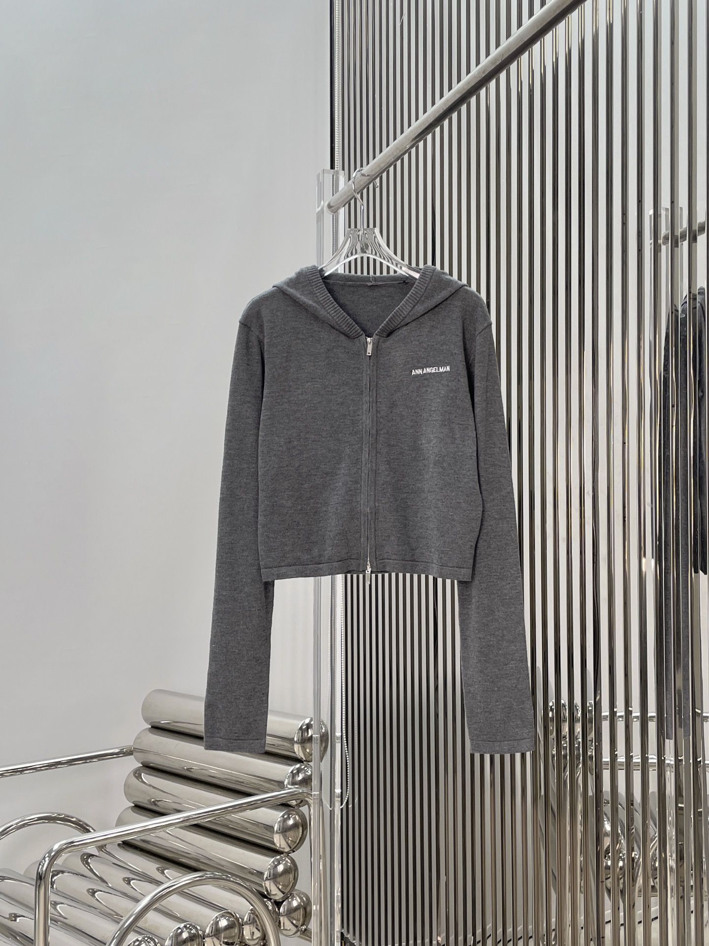 NO:715677,[Love] New style [Love]!  The latest ANN 26NEW wool knitted hooded jacket + casual bell-bottom pants. Size SML. Upper, jackets & coats, hats,19860909[爱心]新款[爱心]！最新ANN 26NEW 羊毛针织连帽外套+休闲喇叭裤.尺码SML.上,,jackets & coats,hats,,Women's clothing