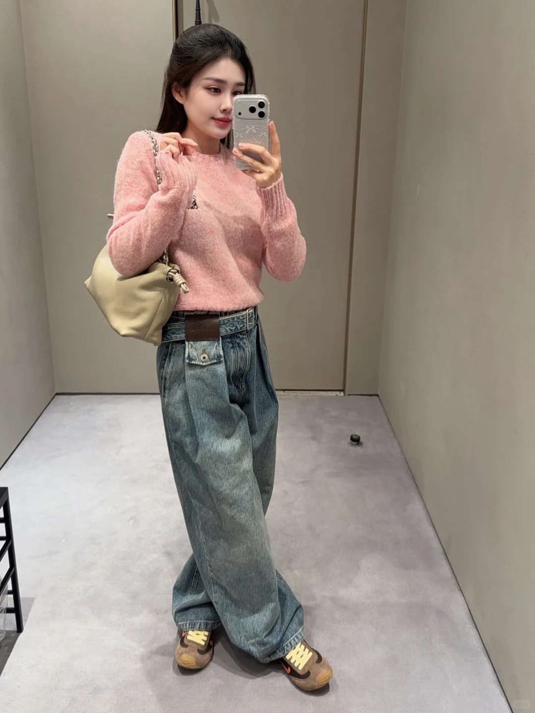 NO:717121,[Love] New style [Love]!  The latest LOE 26NEW denim belt leather brand work casual pants. Size SML.,,loewe,19860909[爱心]新款[爱心]！最新LOE 26NEW 牛仔腰带皮牌工装休闲裤.尺码SML.,,loewe,,Women's clothing