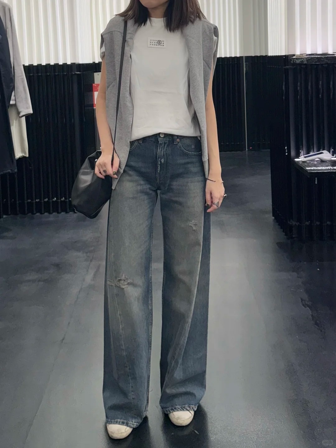 NO:733705,[Love] New style [Love]!  The latest MM 26NEW washed and distressed loose jeans. Size SML.,,jeans,19860909[爱心]新款[爱心]！最新MM 26NEW 洗水做旧宽松版牛仔裤.尺码SML.,,jeans,,Women's clothing