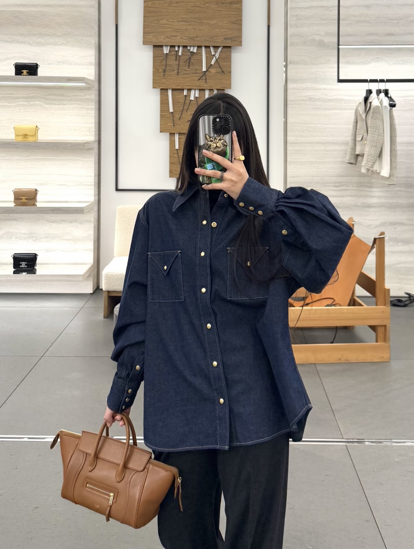 NO:735225,[Love] New style [Love]!  The latest CE 26NEW original color denim silhouette shirt. Size SML.,,shirts,19860909[爱心]新款[爱心]！最新CE 26NEW 原色牛仔廓形衬衫.尺码SML.,,shirts,,Women's clothing