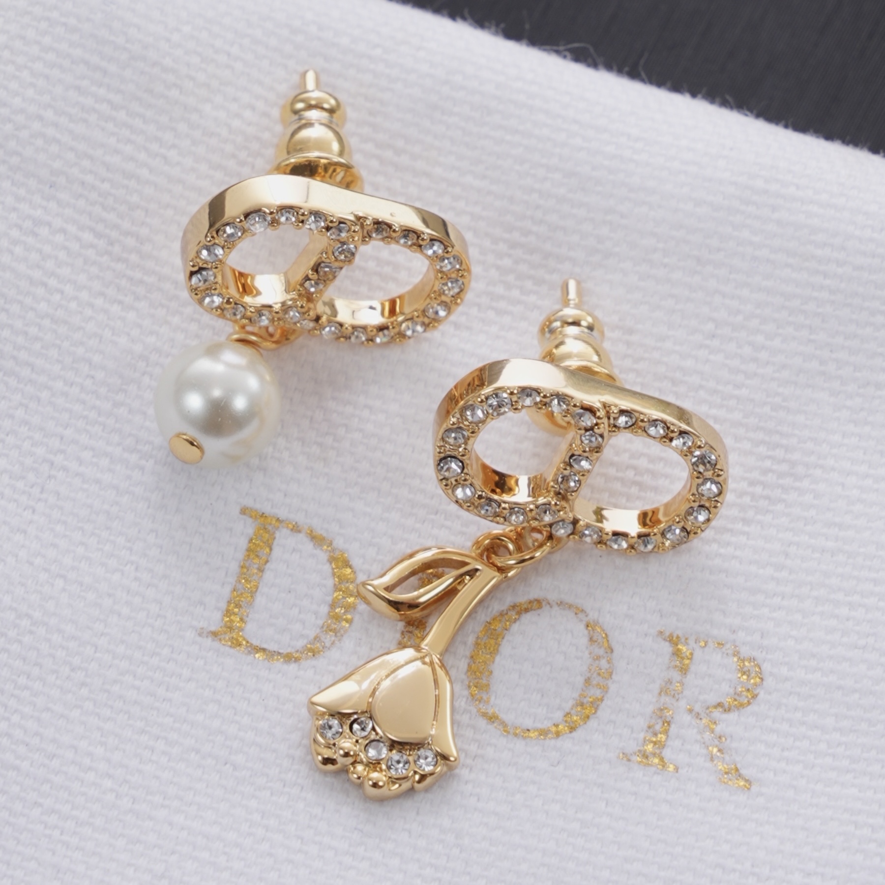 디올 귀걸이 60499 Dior Earrings