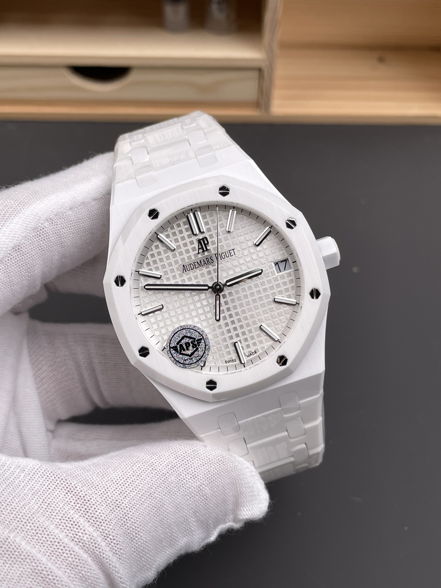 Audemars Piguet Royal Oak White Ceramic 41mm Watch - Style and Precision 2 i1752486445373 8325 0 1