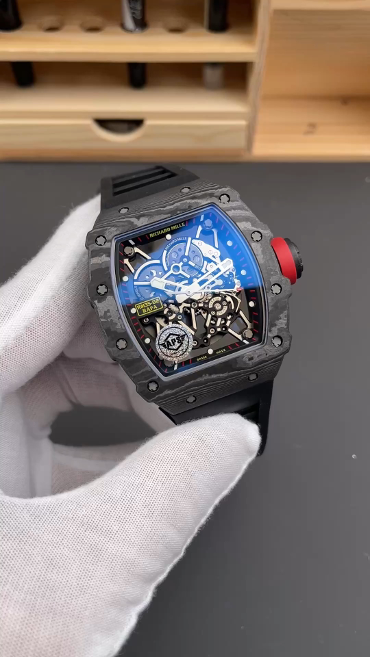 百達翡麗Twenty~4萬年曆首發！女性複雜錶新標竿，細節美到爆