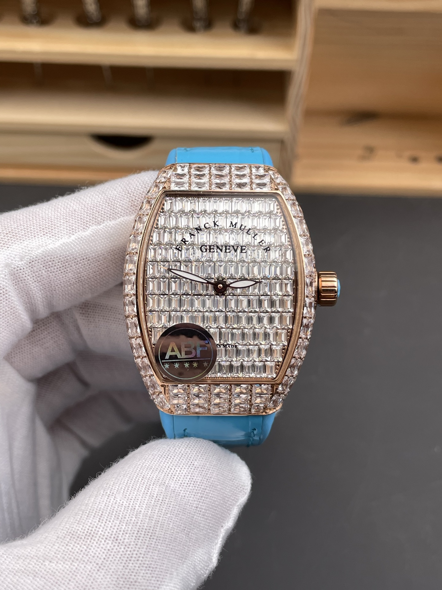 NO:553451,ABF Franck Muller V32 rose gold starry square diamond/32x42.3mm/quartz machine,19860909ABF 法穆兰V32 玫金满天星方钻/32x42.3mm/石英机,,Watch