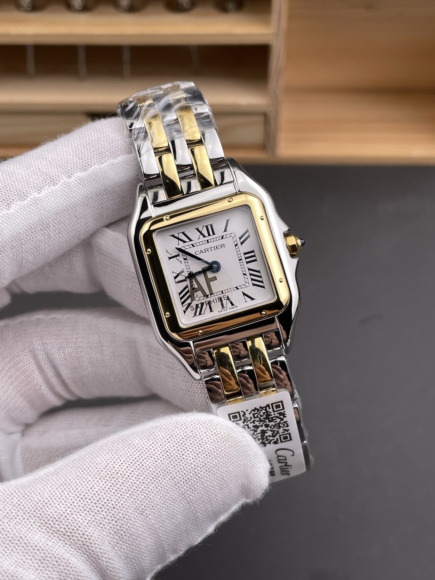 Cartier AF 卡地亚猎豹 间金中号/27x37mm/石英款