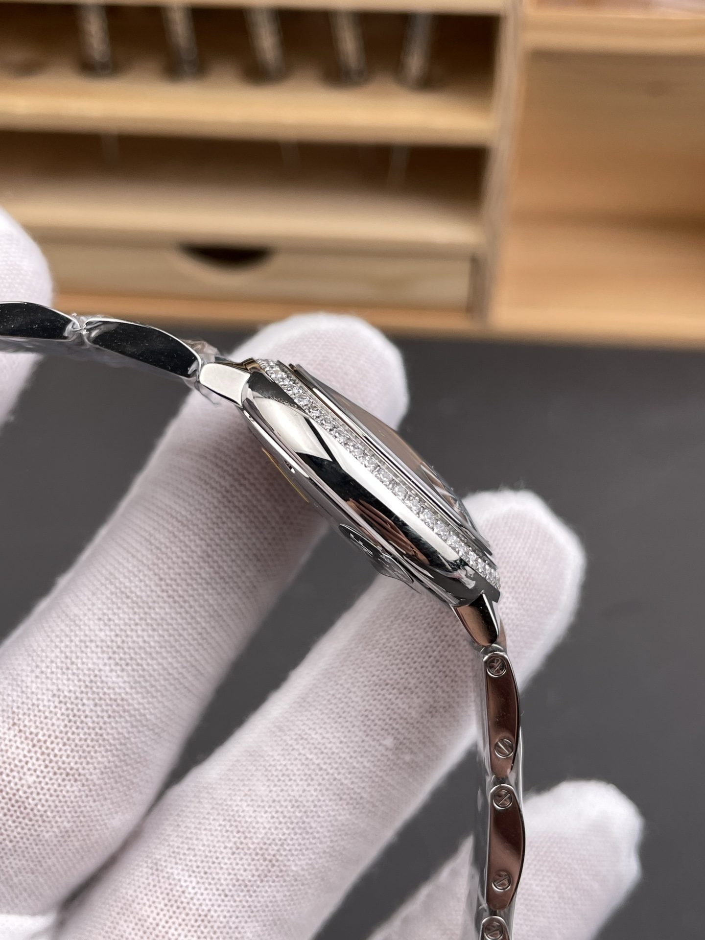 Cartier AF 卡地亚蓝气球 钻圈白盘女款/33mm/076机一档机芯